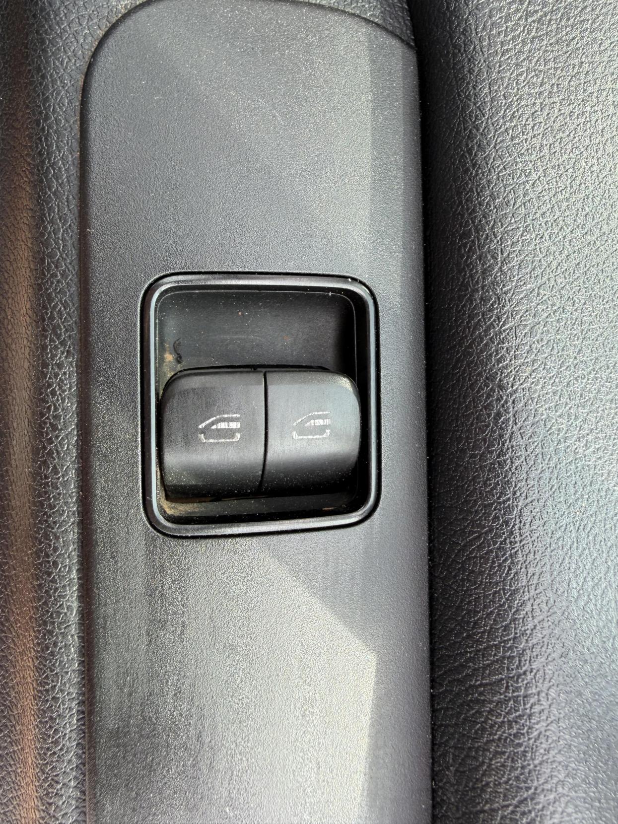 2022 Mercedes-Benz Sprinter 2.0 317 CDI Progressive Panel Van 5dr Diesel Manual RWD L2 H2 Euro 6 (s/s) (170 ps) - Thumbnail 20