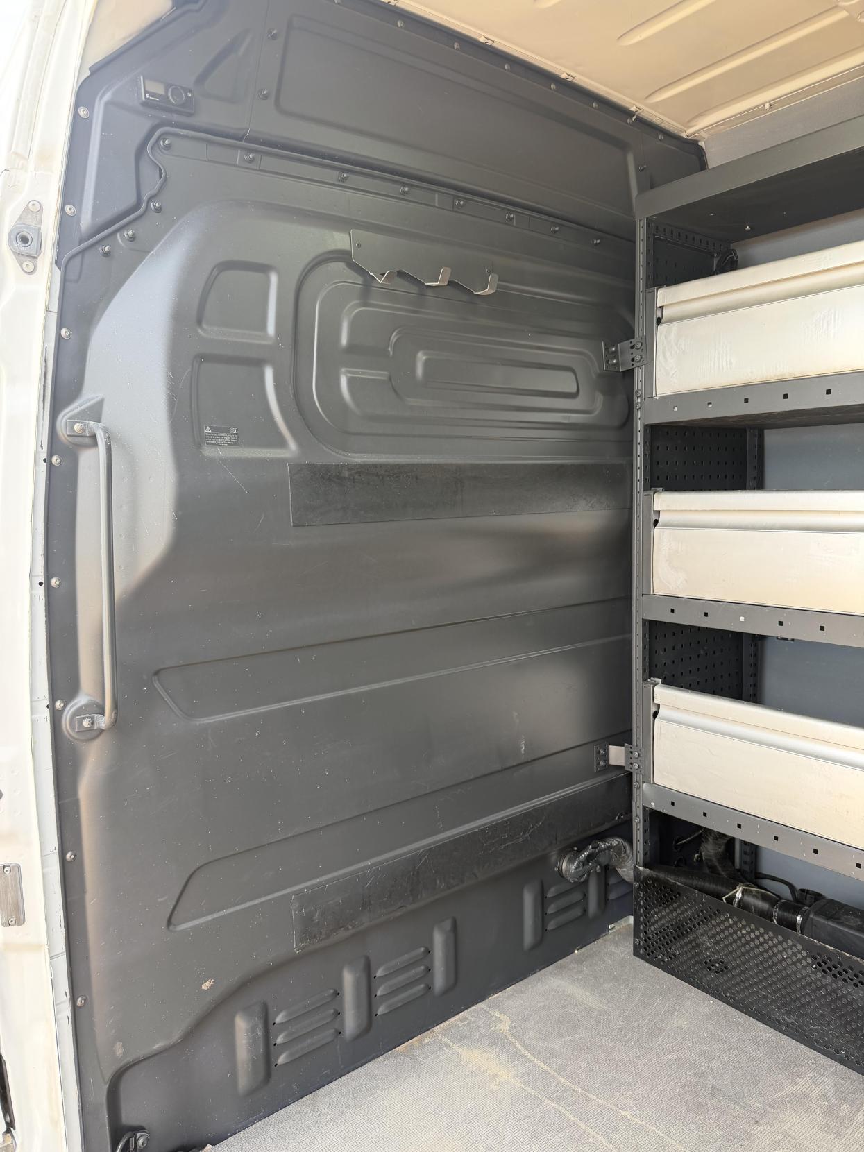 2022 Mercedes-Benz Sprinter 2.0 317 CDI Progressive Panel Van 5dr Diesel Manual RWD L2 H2 Euro 6 (s/s) (170 ps) - Thumbnail 33