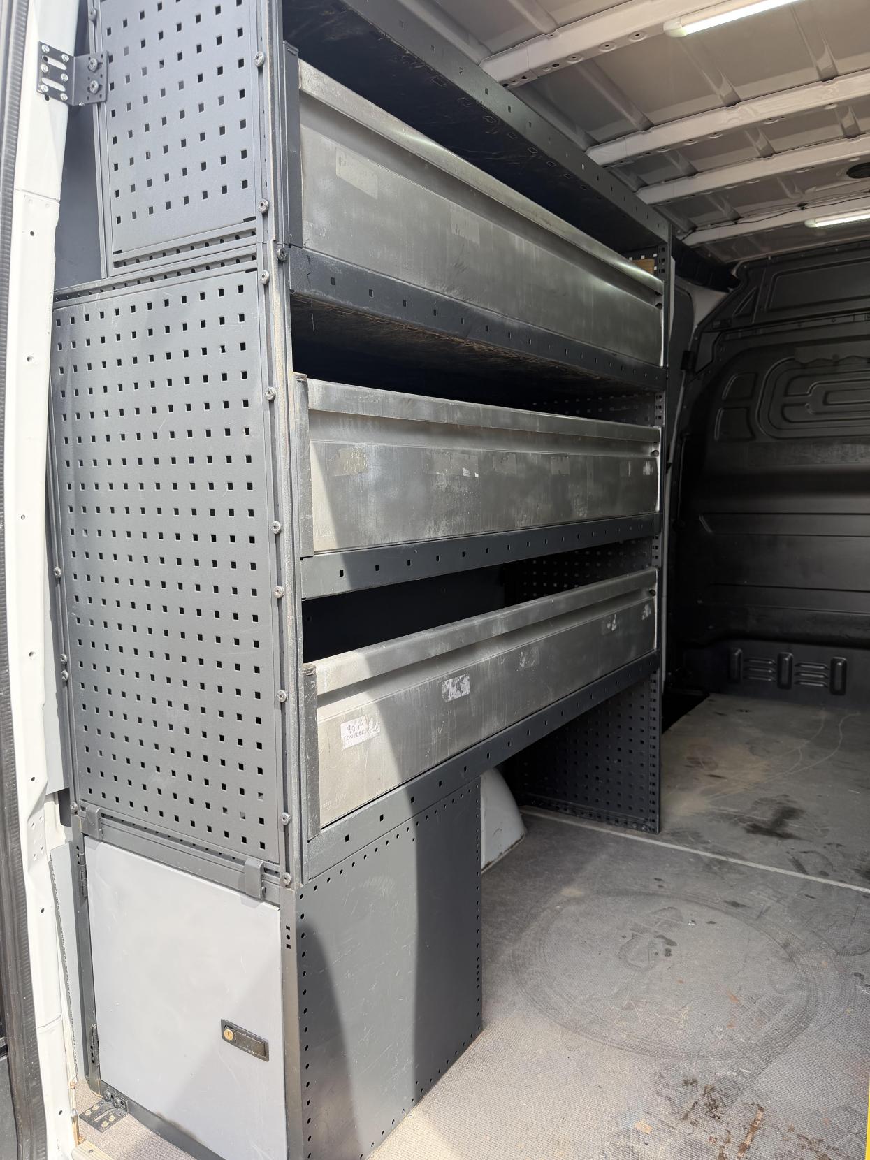 2022 Mercedes-Benz Sprinter 2.0 317 CDI Progressive Panel Van 5dr Diesel Manual RWD L2 H2 Euro 6 (s/s) (170 ps) - Thumbnail 46