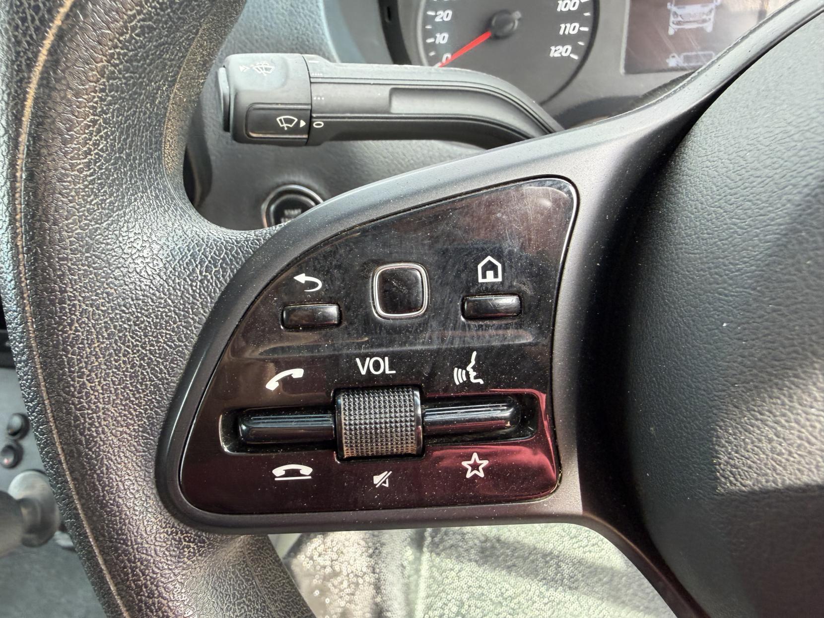 2022 Mercedes-Benz Sprinter 2.0 317 CDI Progressive Panel Van 5dr Diesel Manual RWD L2 H2 Euro 6 (s/s) (170 ps) - Thumbnail 19