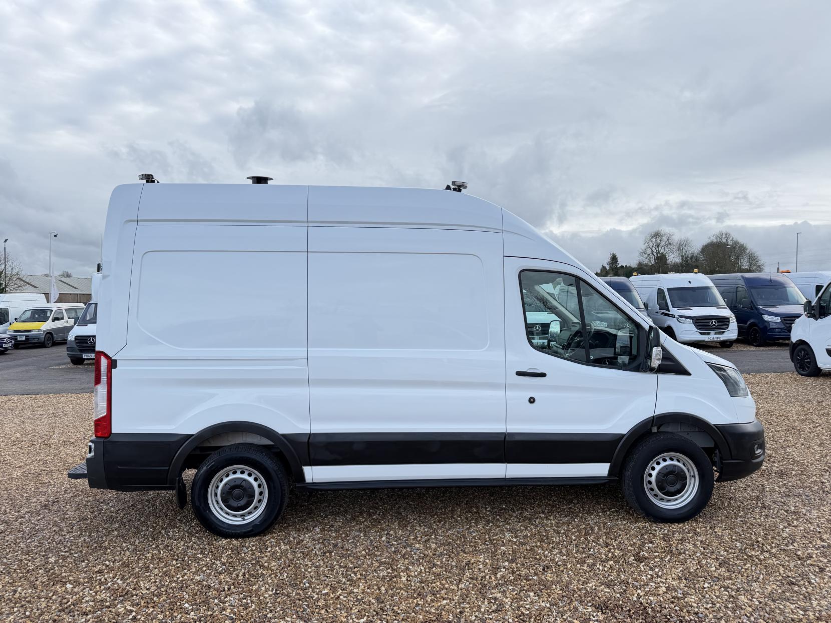 Ford Transit 2.0 350 EcoBlue Leader Panel Van 5dr Diesel Manual RWD L2 H3 Euro 6 (s/s) (130 ps)