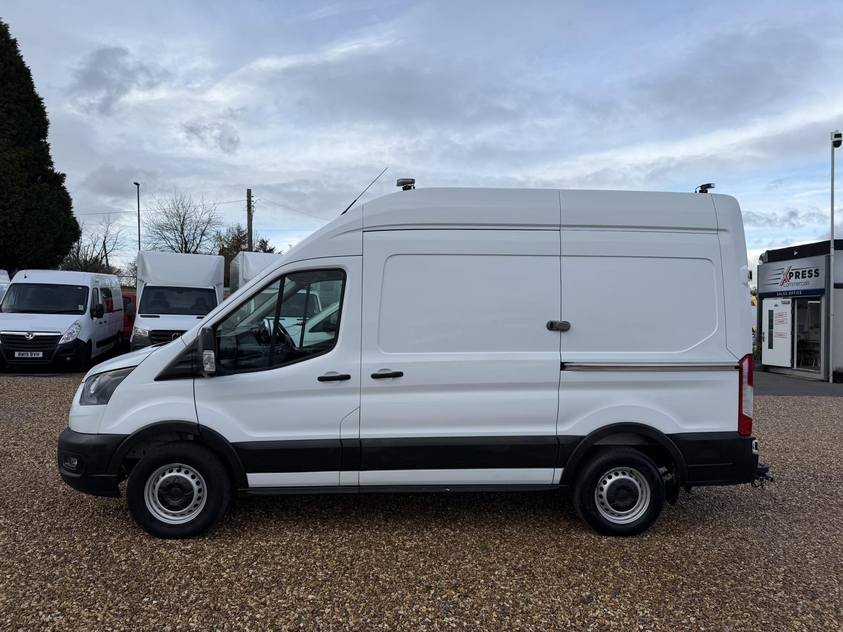 Ford Transit 2.0 350 EcoBlue Leader Panel Van 5dr Diesel Manual RWD L2 H3 Euro 6 (s/s) (130 ps)