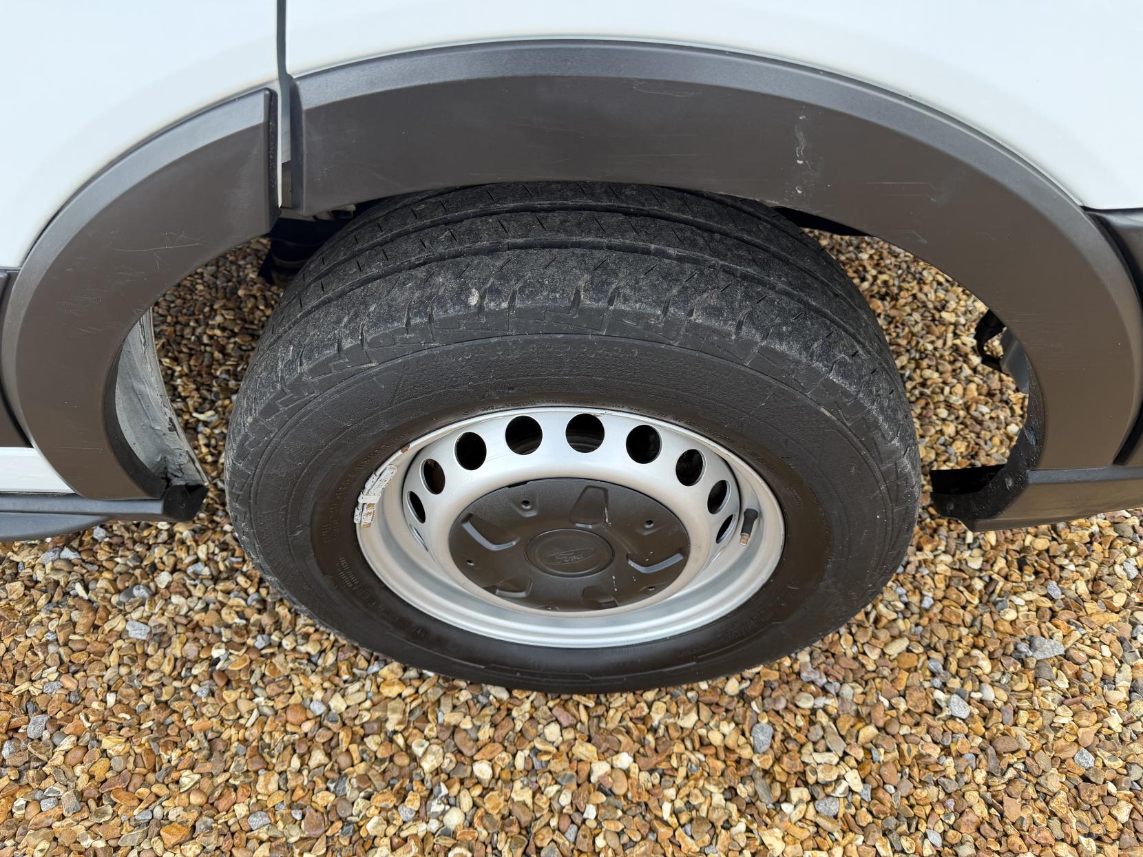 Ford Transit 2.0 350 EcoBlue Leader Panel Van 5dr Diesel Manual RWD L2 H3 Euro 6 (s/s) (130 ps)