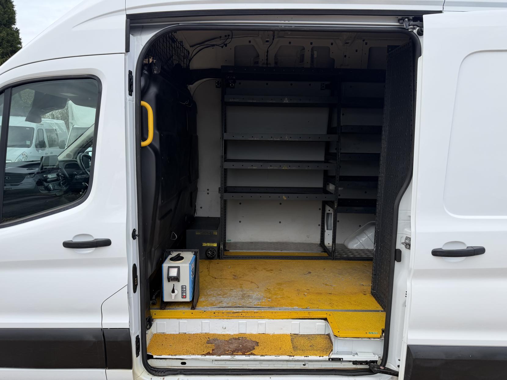 Ford Transit 2.0 350 EcoBlue Leader Panel Van 5dr Diesel Manual RWD L2 H3 Euro 6 (s/s) (130 ps)