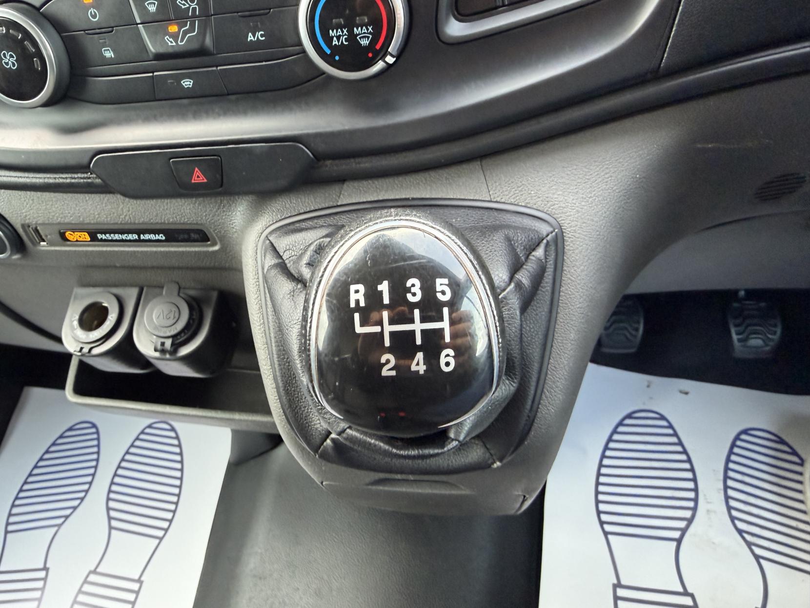 Ford Transit 2.0 350 EcoBlue Leader Panel Van 5dr Diesel Manual RWD L2 H3 Euro 6 (s/s) (130 ps)