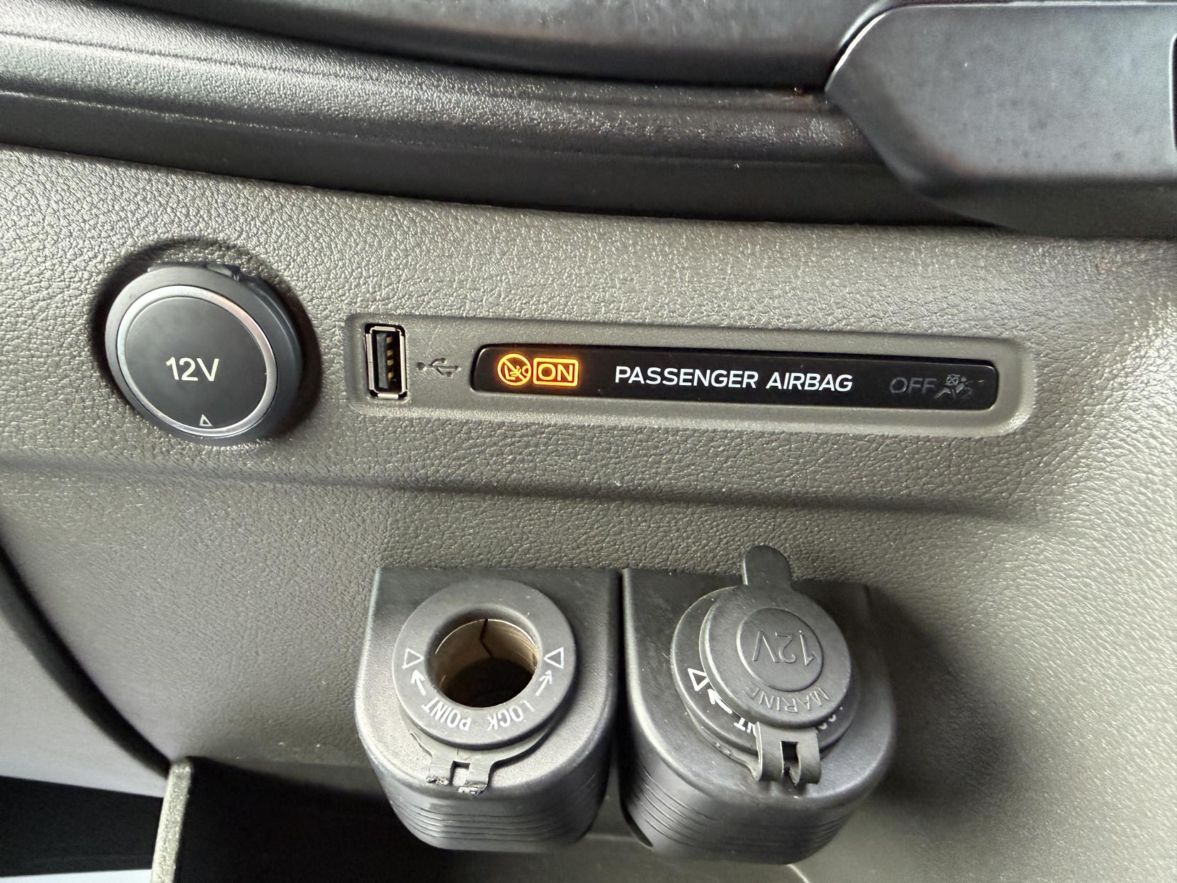 Ford Transit 2.0 350 EcoBlue Leader Panel Van 5dr Diesel Manual RWD L2 H3 Euro 6 (s/s) (130 ps)