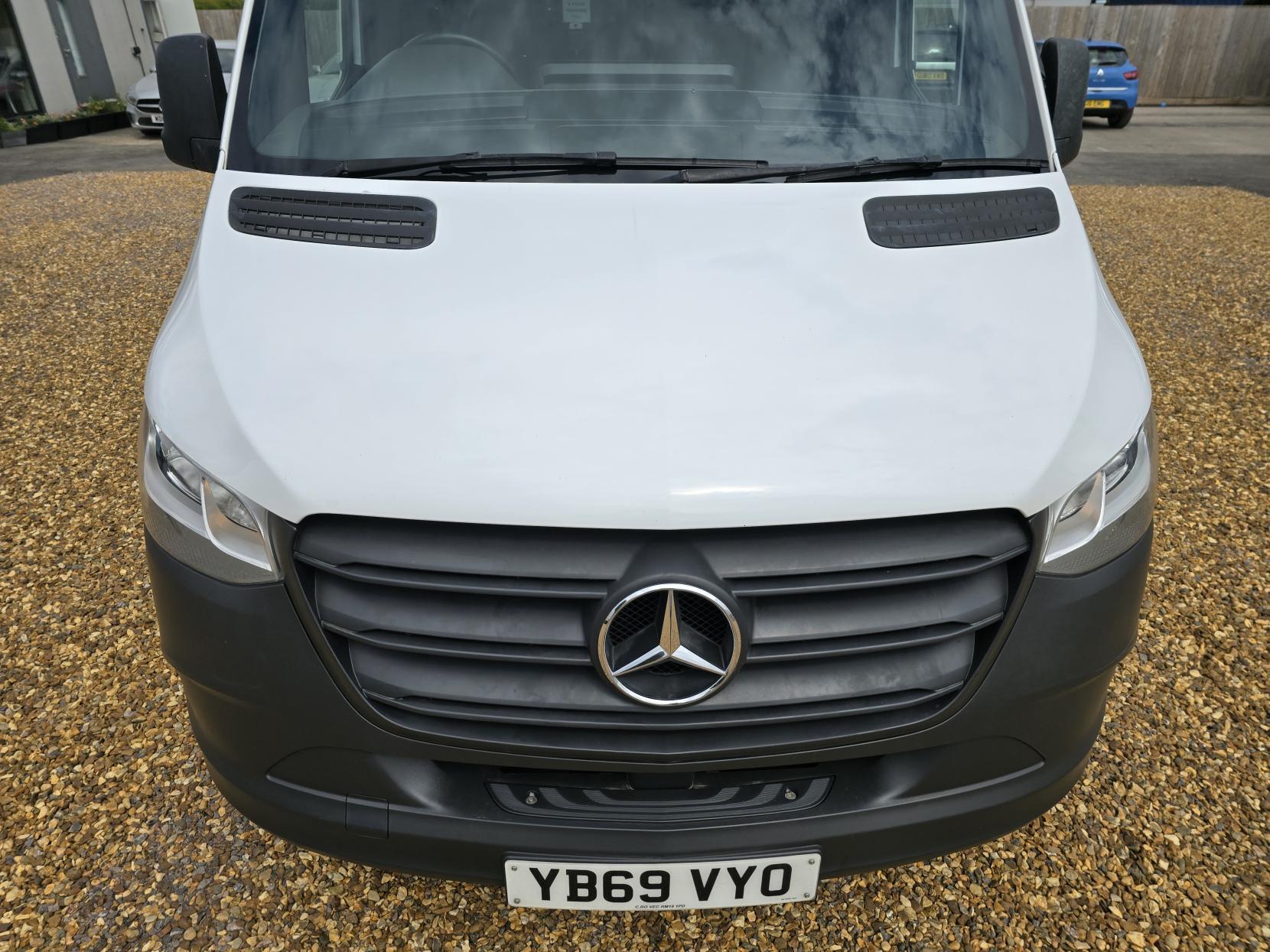 Mercedes-Benz Sprinter 2.1 316 CDI Panel Van 5dr Diesel Manual RWD L2 H2 Euro 6 (163 ps)
