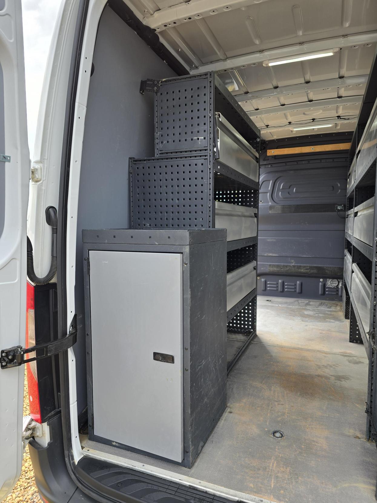 Mercedes-Benz Sprinter 2.1 316 CDI Panel Van 5dr Diesel Manual RWD L2 H2 Euro 6 (163 ps)