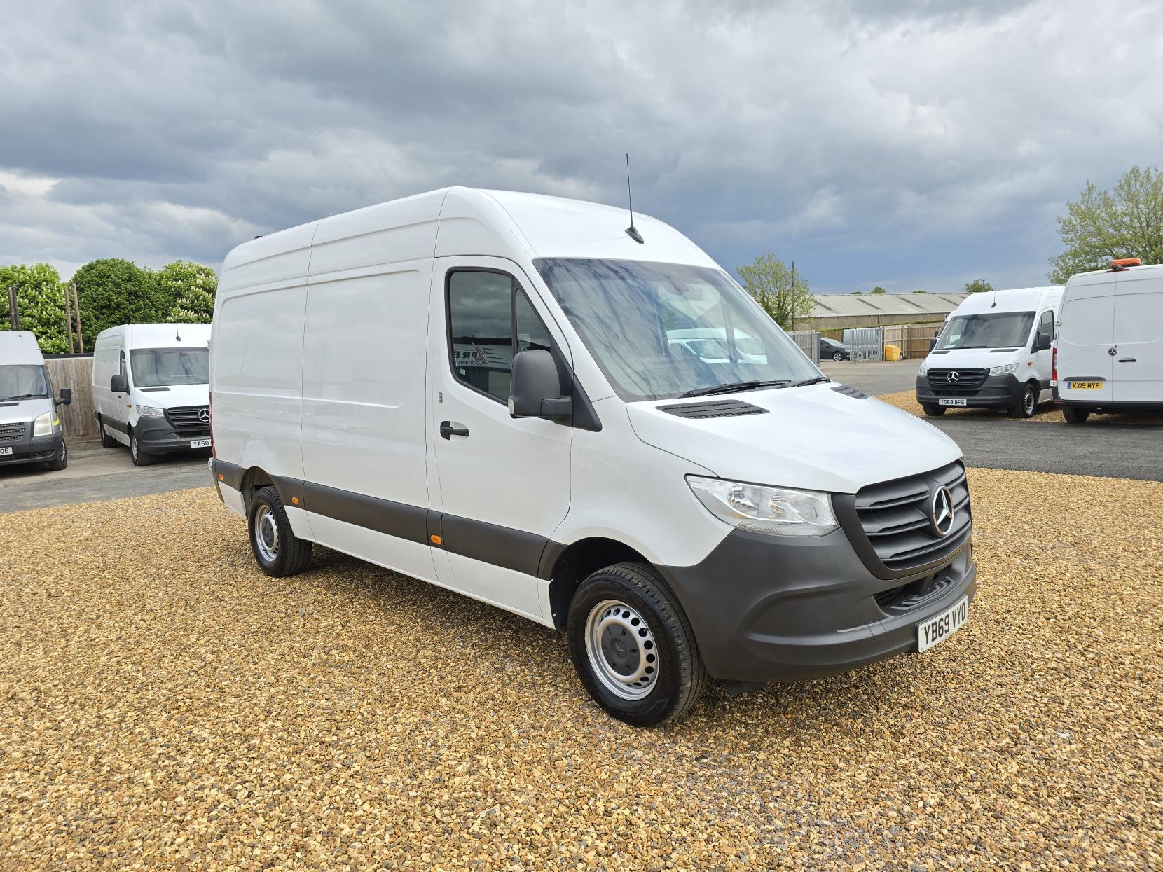 Mercedes-Benz Sprinter 2.1 316 CDI Panel Van 5dr Diesel Manual RWD L2 H2 Euro 6 (163 ps)