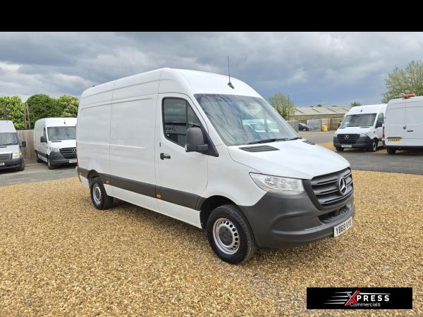 Mercedes-Benz Sprinter 2.1 316 CDI Panel Van 5dr Diesel Manual RWD L2 H2 Euro 6 (163 ps)