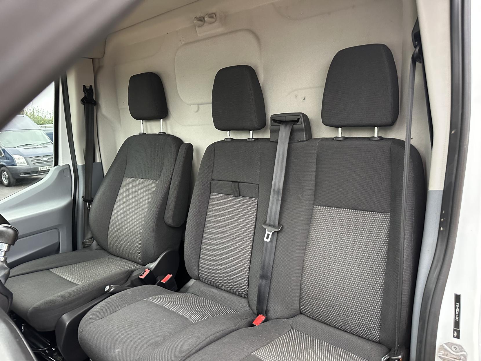 Ford Transit 2.2 TDCi 350 Panel Van 5dr Diesel Manual RWD L3 H3 Euro 5 (125 ps)