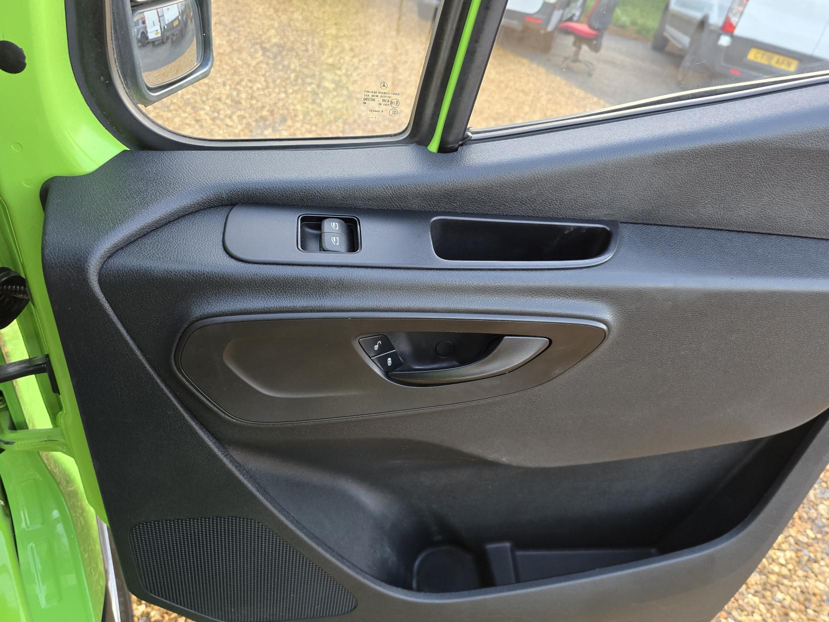 Mercedes-Benz Sprinter 2.1 314 CDI Chassis Cab 2dr Diesel G-Tronic FWD L2 Euro 6 (143 ps)