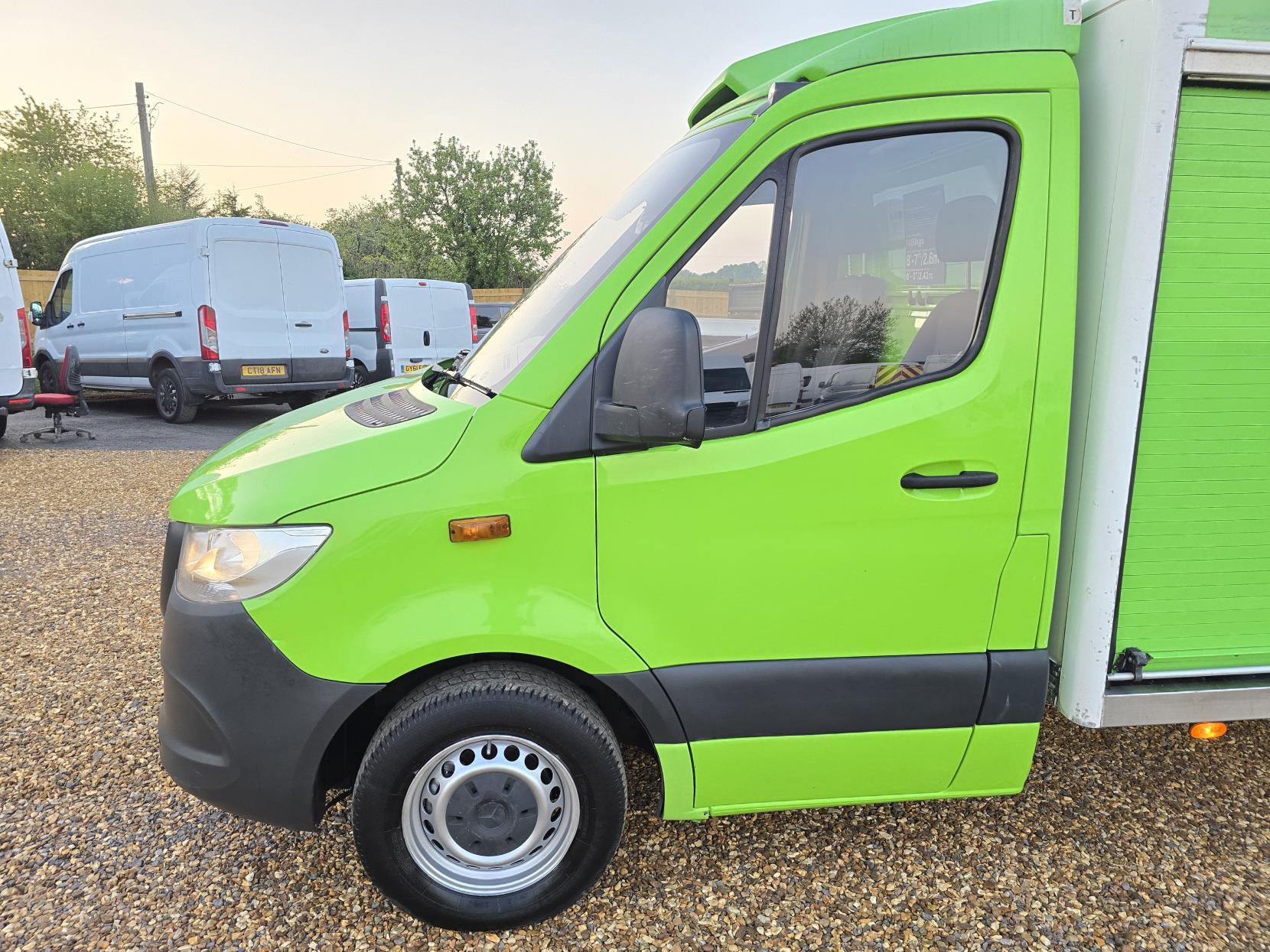 Mercedes-Benz Sprinter 2.1 314 CDI Chassis Cab 2dr Diesel G-Tronic FWD L2 Euro 6 (143 ps)
