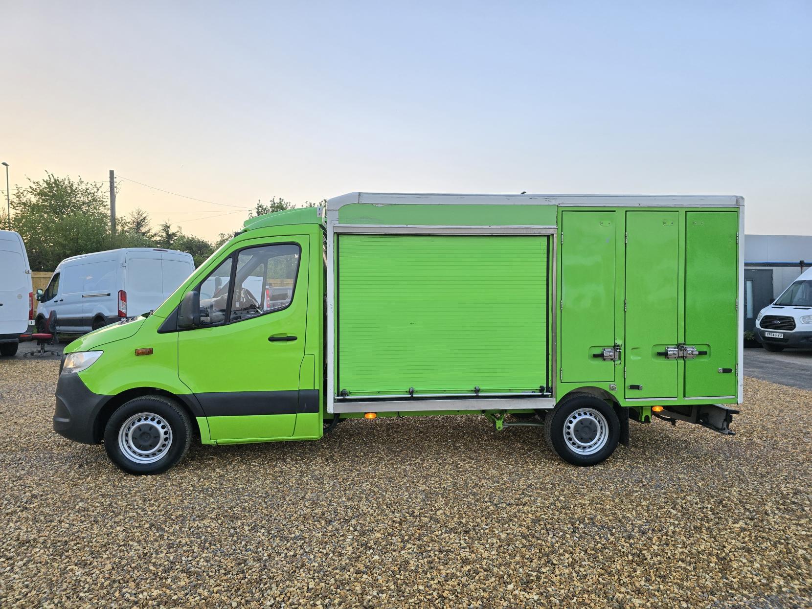 Mercedes-Benz Sprinter 2.1 314 CDI Chassis Cab 2dr Diesel G-Tronic FWD L2 Euro 6 (143 ps)