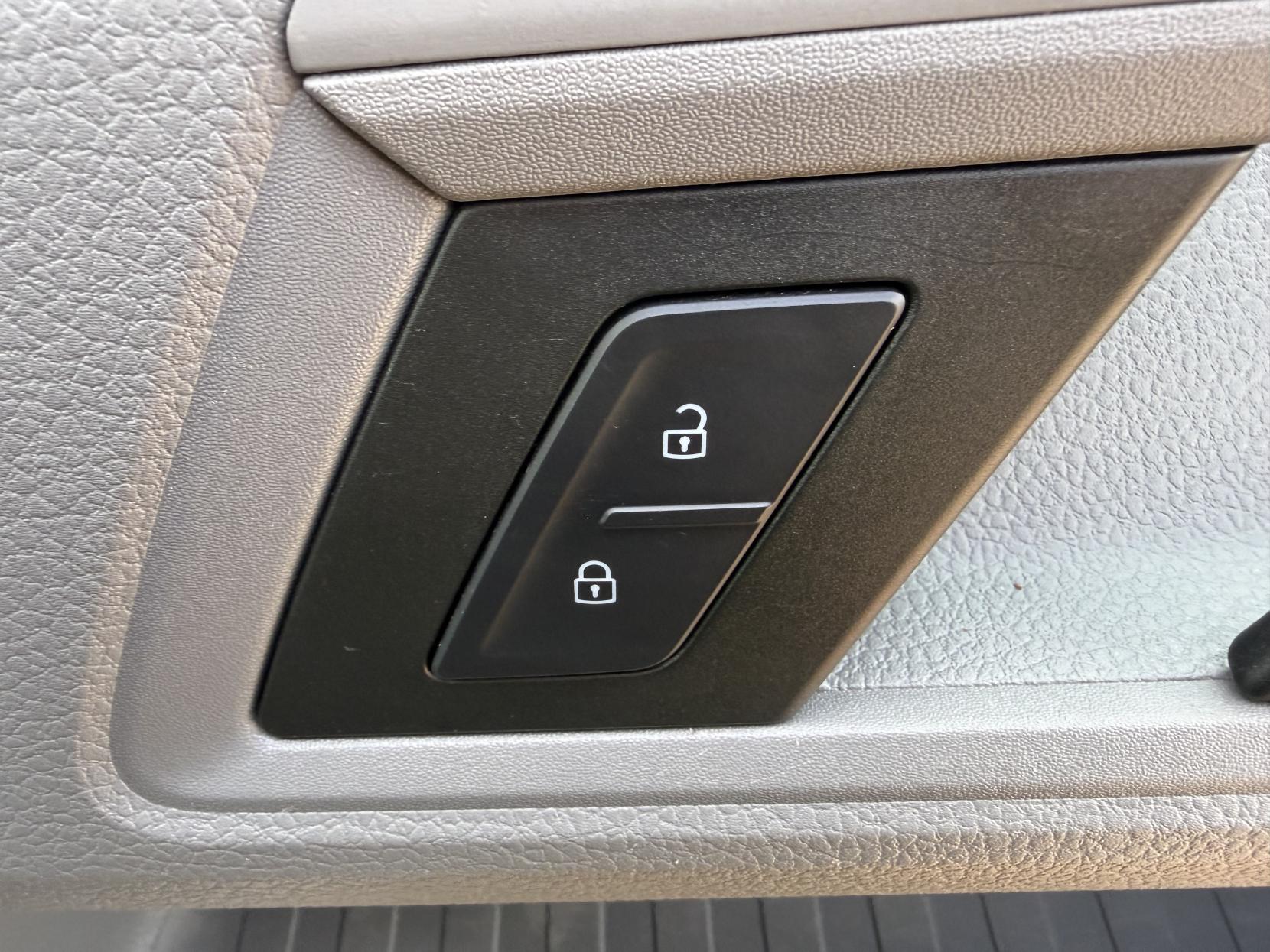 Volkswagen Crafter 2.0 TDI CR35 Startline Panel Van 5dr Diesel Manual FWD LWB High Roof Euro 6 (s/s) (102 ps)