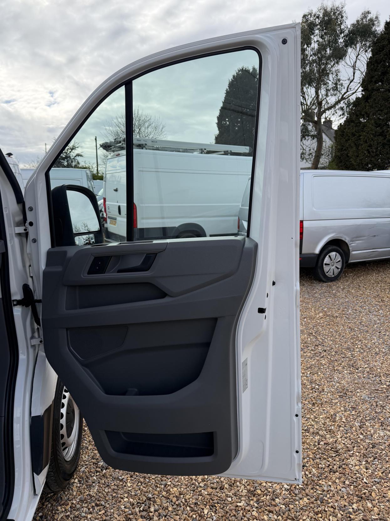 Volkswagen Crafter 2.0 TDI CR35 Startline Panel Van 5dr Diesel Manual FWD LWB High Roof Euro 6 (s/s) (102 ps)