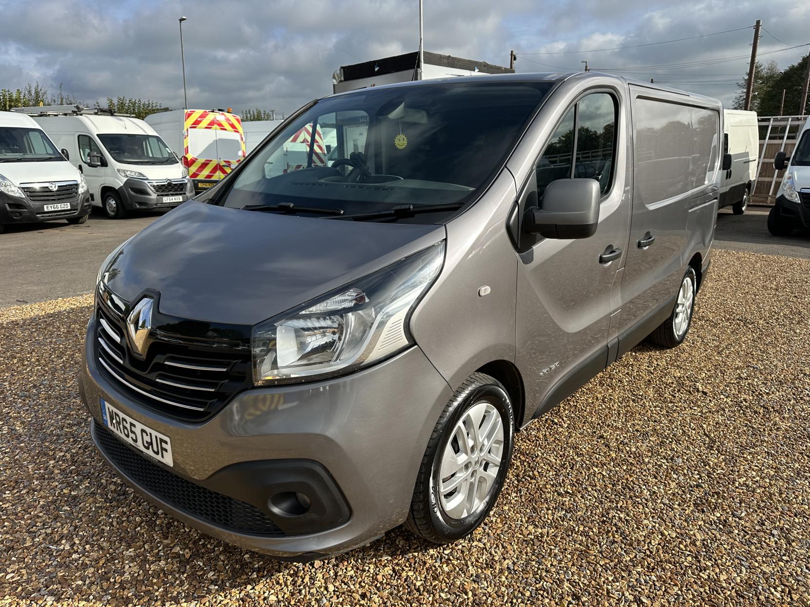 Renault Trafic 1.6 dCi ENERGY 27 Sport Panel Van 5dr Diesel Manual SWB Standard Roof Euro 5 (s/s) (120 ps)