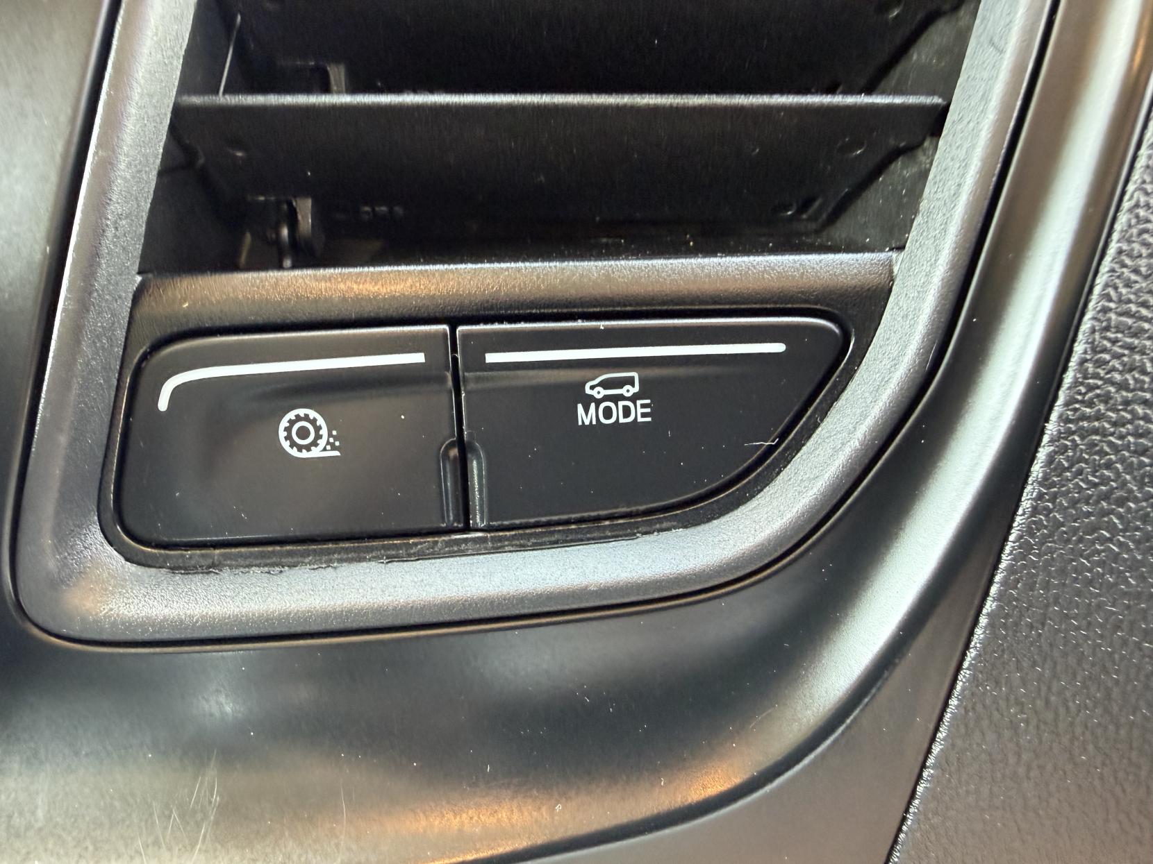 2022 Ford Transit 2.0 350 EcoBlue Leader Panel Van 5dr Diesel Manual FWD L3 H3 Euro 6 (s/s) (130 ps) - Thumbnail 39