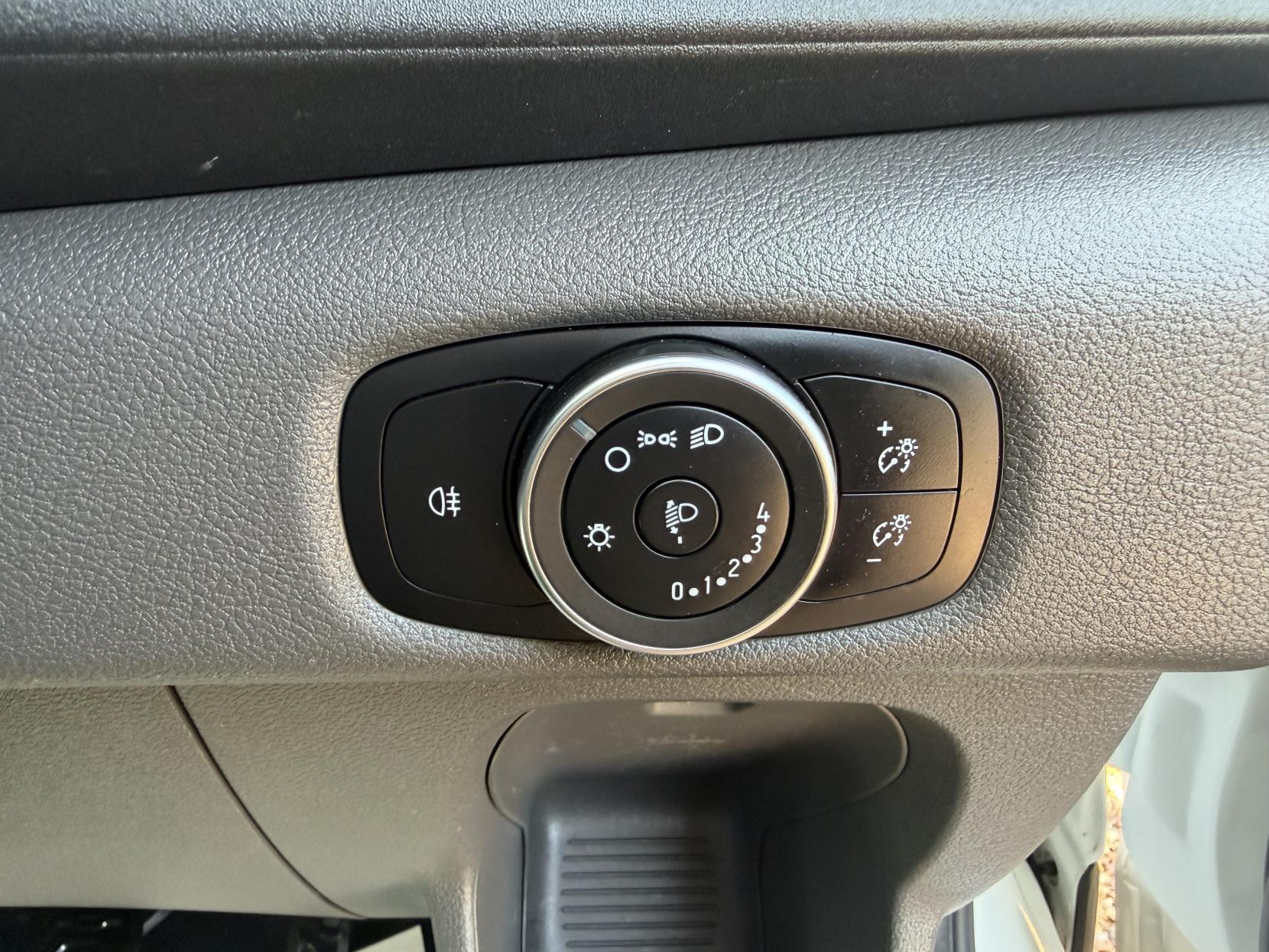 2022 Ford Transit 2.0 350 EcoBlue Leader Panel Van 5dr Diesel Manual FWD L3 H3 Euro 6 (s/s) (130 ps) - Thumbnail 42