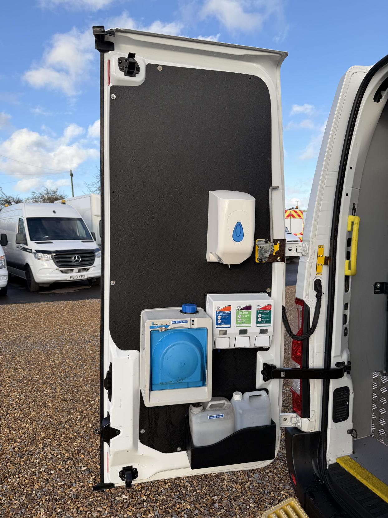 Vauxhall Movano 2.3 CDTi 3500 Panel Van 5dr Diesel Manual FWD L2 H2 Euro 6 (130 ps)