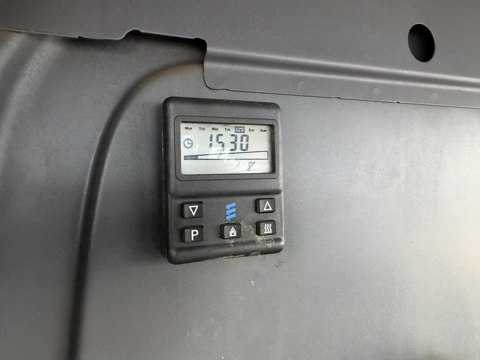 Mercedes-Benz Sprinter 2.1 313 CDi BlueEFFICIENCY Panel Van 4dr Diesel Manual RWD L1 H3 (211 g/km, 129 bhp)