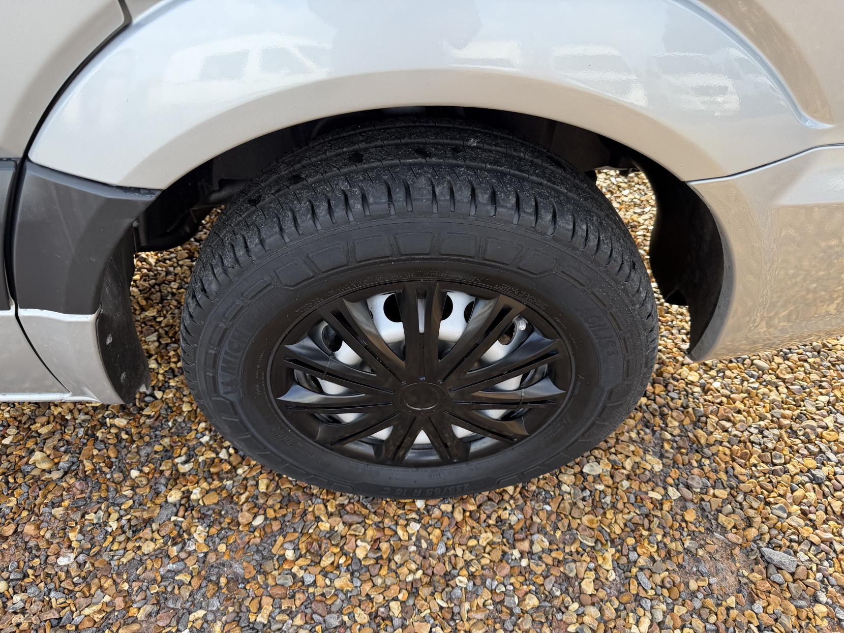 Mercedes-Benz Sprinter 2.1 313 CDi BlueEFFICIENCY Panel Van 4dr Diesel Manual RWD L1 H3 (211 g/km, 129 bhp)