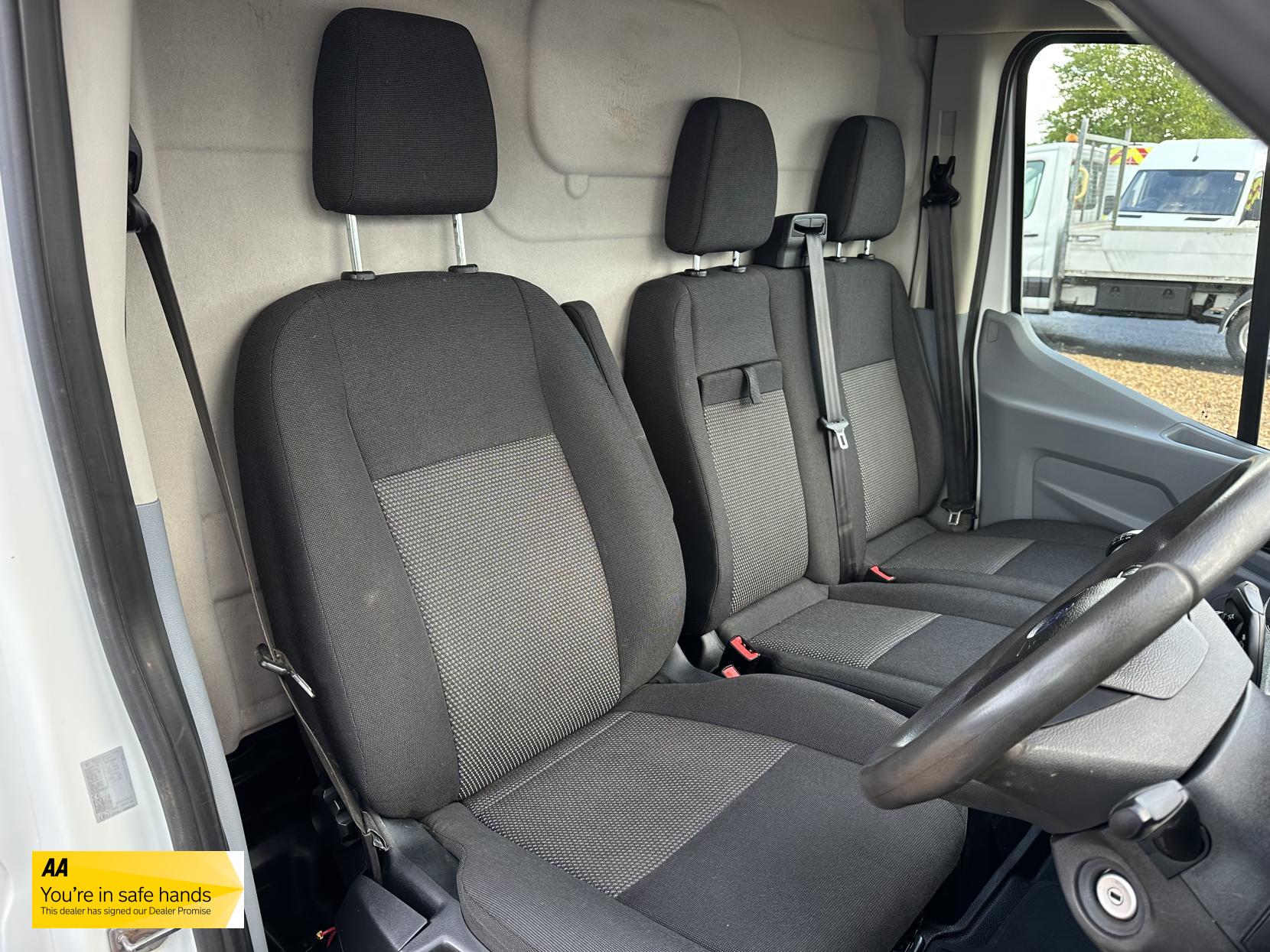 Ford Transit 2.0 350 EcoBlue Panel Van 5dr Diesel Manual RWD L2 H3 Euro 6 (130 ps)
