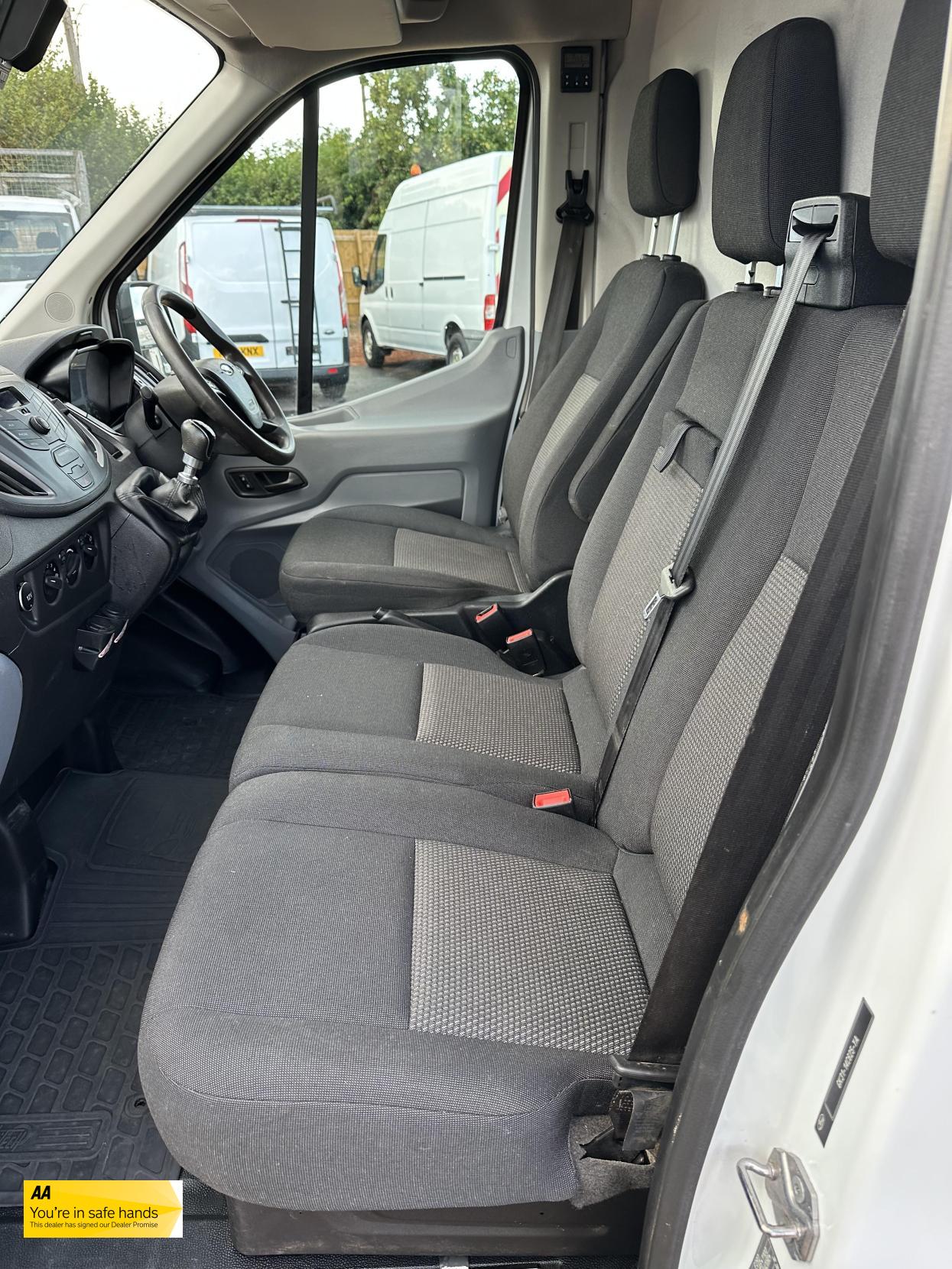 Ford Transit 2.0 350 EcoBlue Panel Van 5dr Diesel Manual RWD L2 H3 Euro 6 (130 ps)