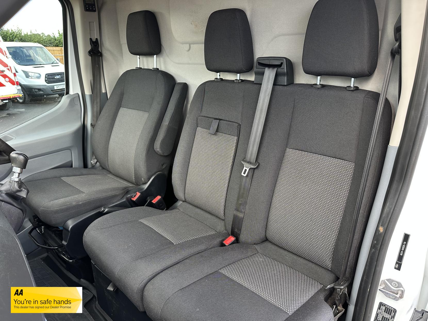 Ford Transit 2.0 350 EcoBlue Panel Van 5dr Diesel Manual RWD L2 H3 Euro 6 (130 ps)
