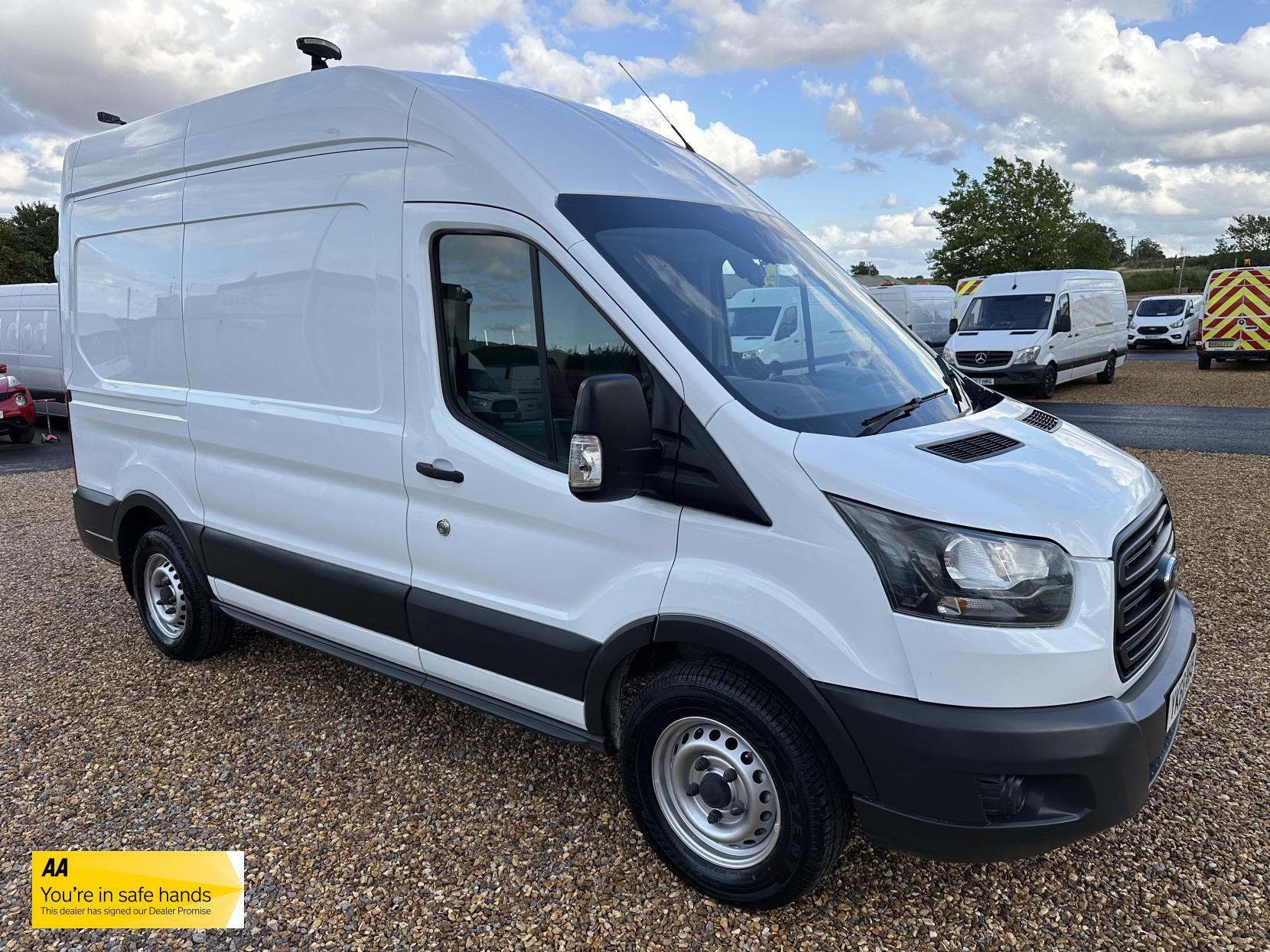 Ford Transit 2.0 350 EcoBlue Panel Van 5dr Diesel Manual RWD L2 H3 Euro 6 (130 ps)