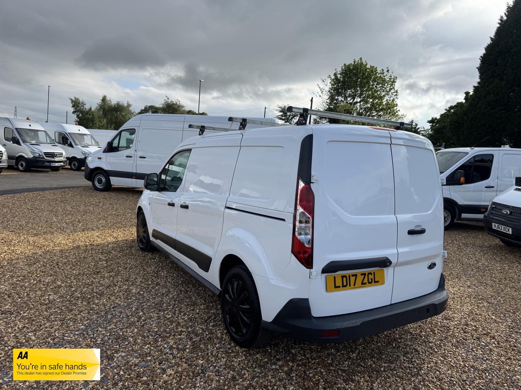 Ford Transit Connect 1.5 TDCi 210 Trend Panel Van 5dr Diesel Manual L2 H1 (124 g/km, 99 bhp)