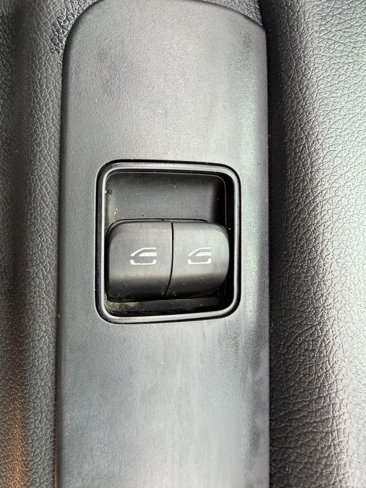 Mercedes-Benz Sprinter 2.1 316 CDI Panel Van 5dr Diesel Manual RWD L2 H2 Euro 6 (163 ps)