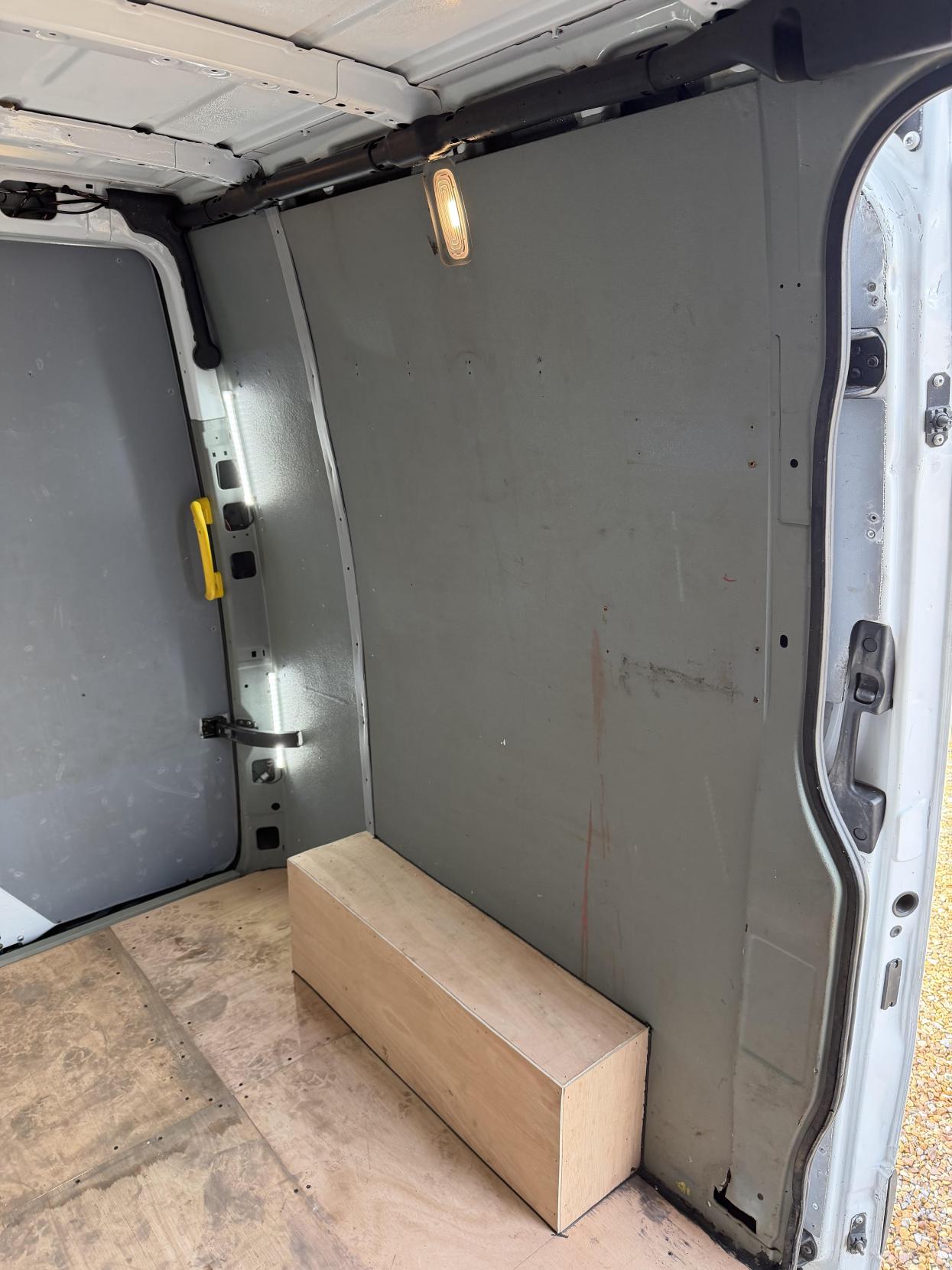 Mercedes-Benz Sprinter 2.1 316 CDI Panel Van 5dr Diesel Manual RWD L2 H2 Euro 6 (163 ps)