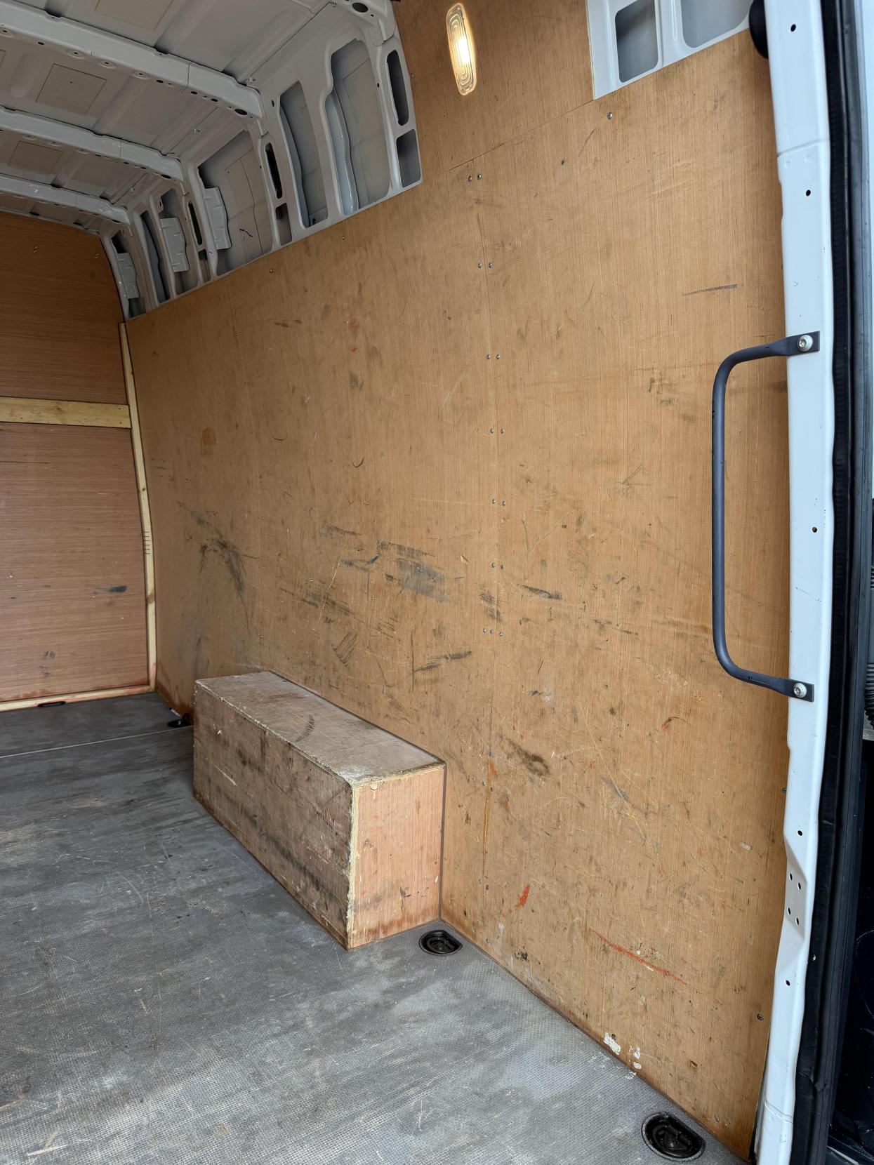 Mercedes-Benz Sprinter 2.0 315 CDI Progressive Panel Van 5dr Diesel Manual RWD L3 H2 Euro 6 (s/s) (150 ps)