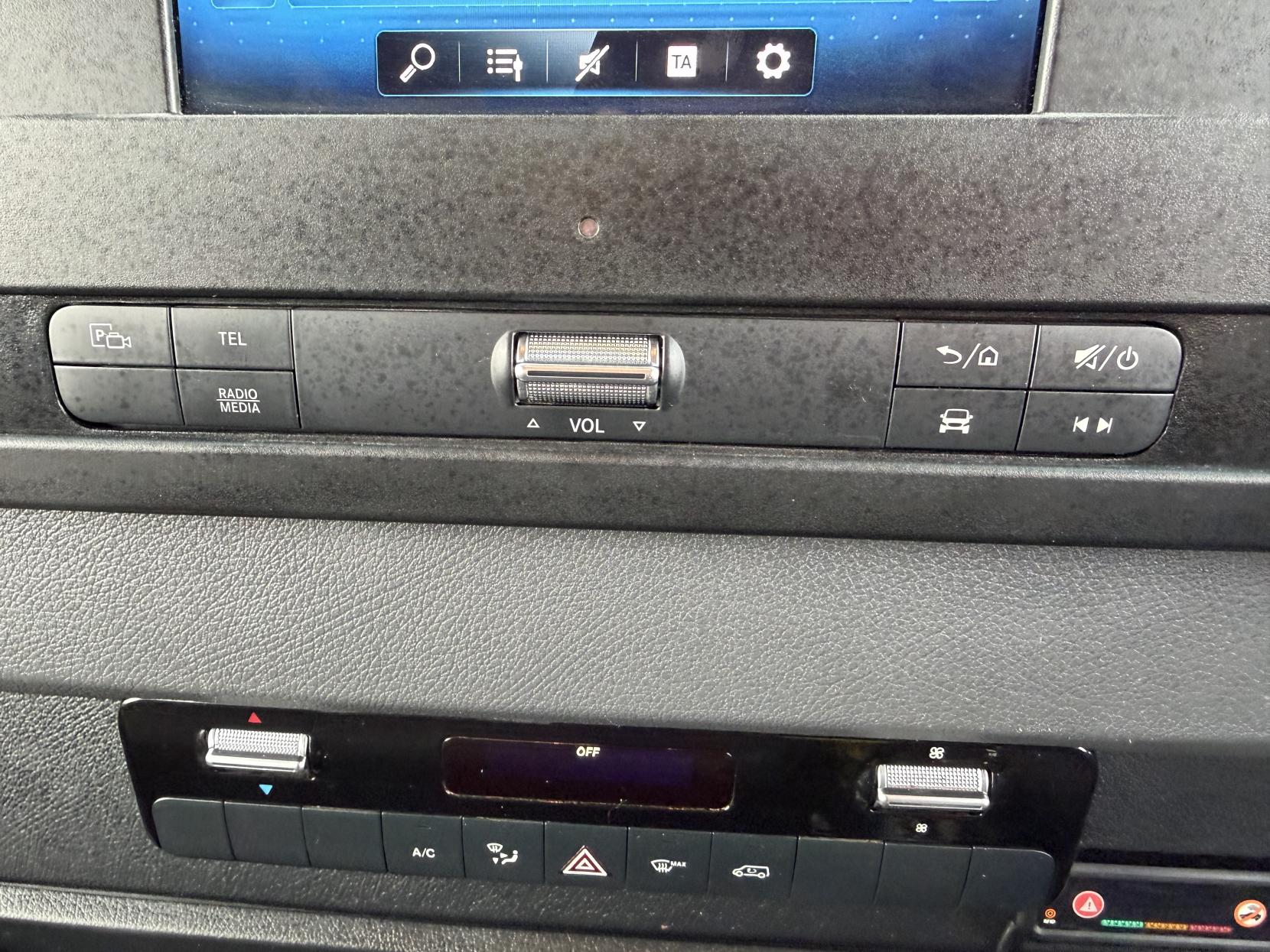 Mercedes-Benz Sprinter 2.0 315 CDI Progressive Panel Van 5dr Diesel Manual RWD L3 H2 Euro 6 (s/s) (150 ps)