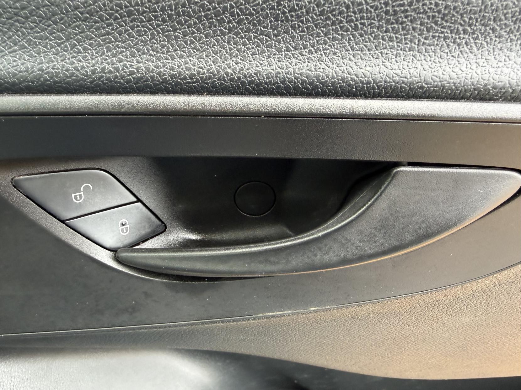 Mercedes-Benz Sprinter 2.0 315 CDI Progressive Panel Van 5dr Diesel Manual RWD L3 H2 Euro 6 (s/s) (150 ps)