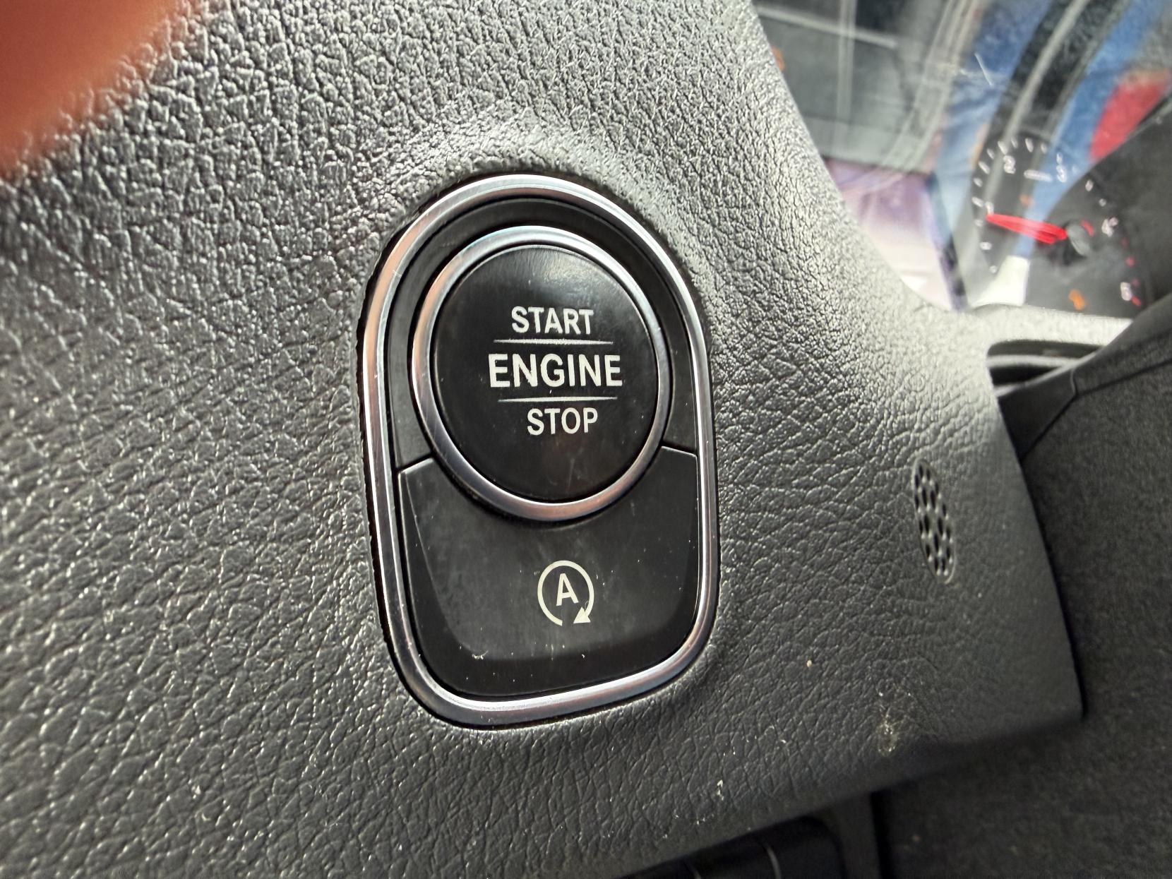 Mercedes-Benz Sprinter 2.0 315 CDI Progressive Panel Van 5dr Diesel Manual RWD L3 H2 Euro 6 (s/s) (150 ps)