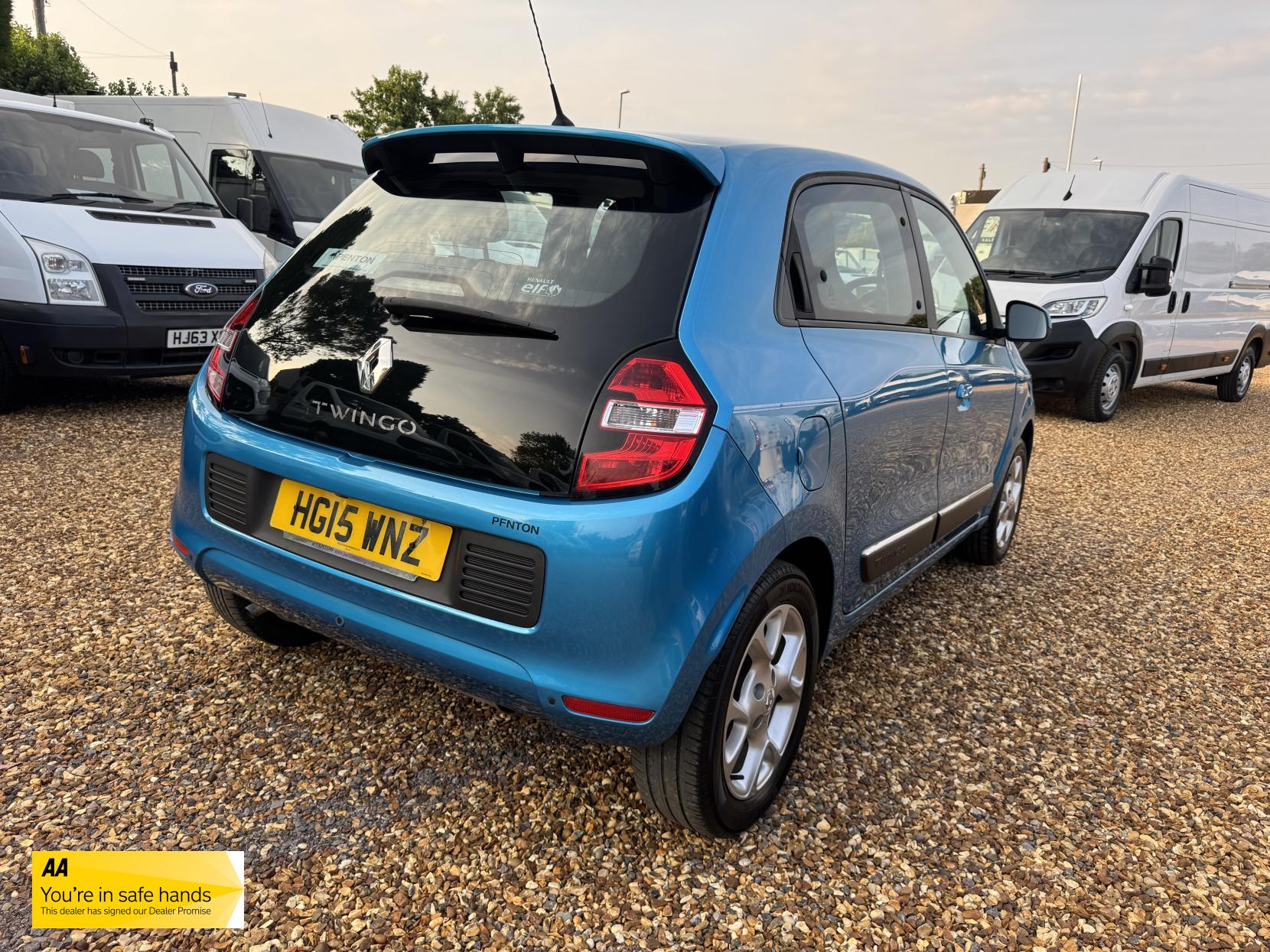 Renault Twingo 1.0 SCe Dynamique Hatchback 5dr Petrol Manual Euro 6 (s/s) (70 ps)