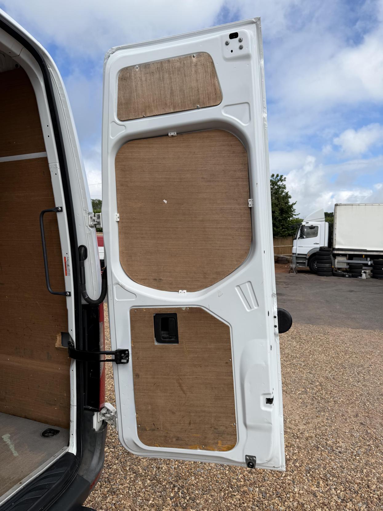 2020 Mercedes-Benz Sprinter 2.1 316 CDI Panel Van 5dr Diesel Manual RWD L3 H2 Euro 6 (163 ps) - Thumbnail 29