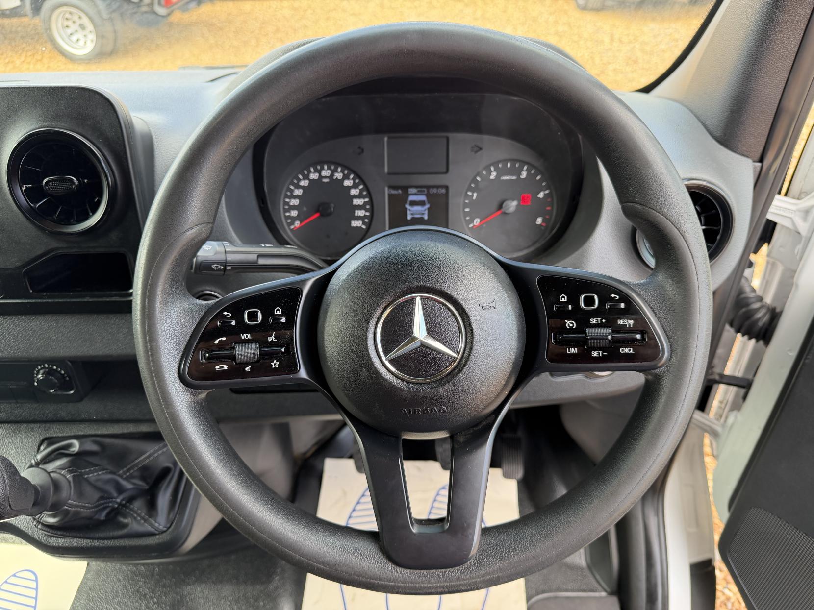 2020 Mercedes-Benz Sprinter 2.1 316 CDI Panel Van 5dr Diesel Manual RWD L3 H2 Euro 6 (163 ps) - Thumbnail 40
