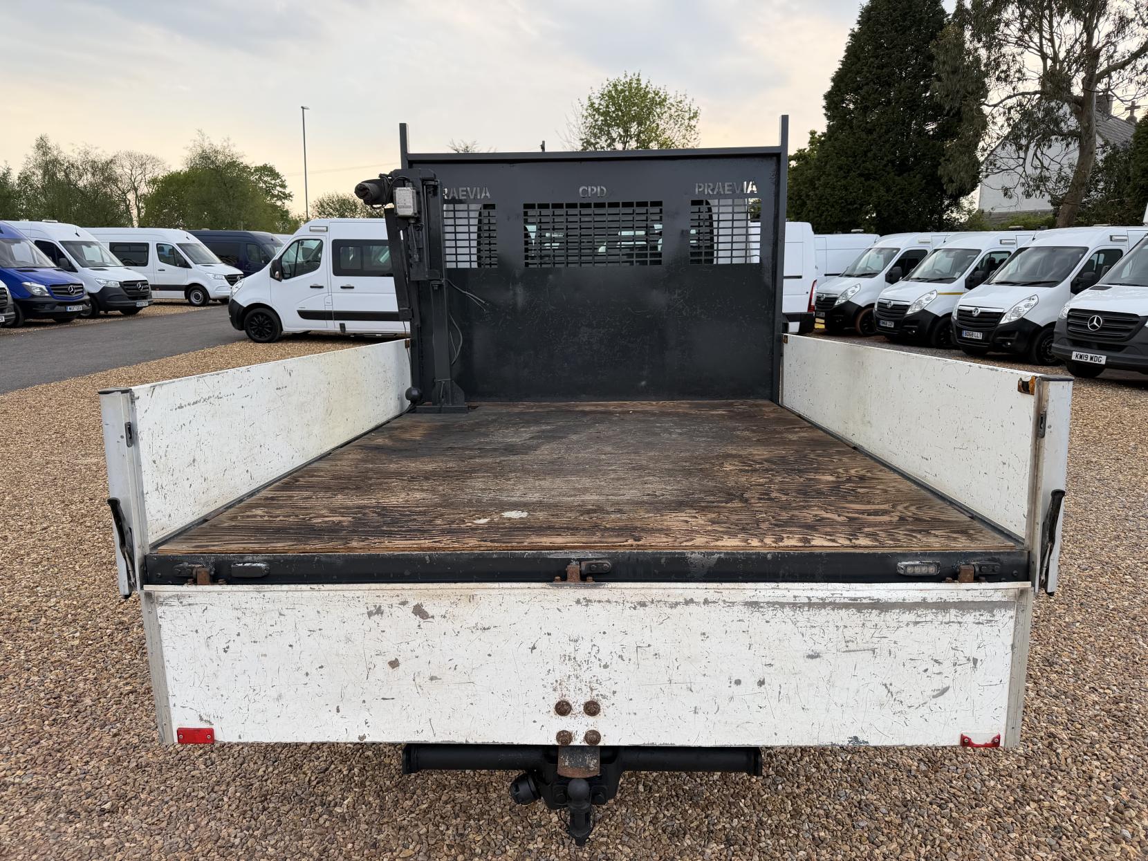 2015 Iveco Daily 2.3 TD 35C13 Dropside 4dr Diesel Manual L3 (DriveAway) (126 bhp) - Thumbnail 4