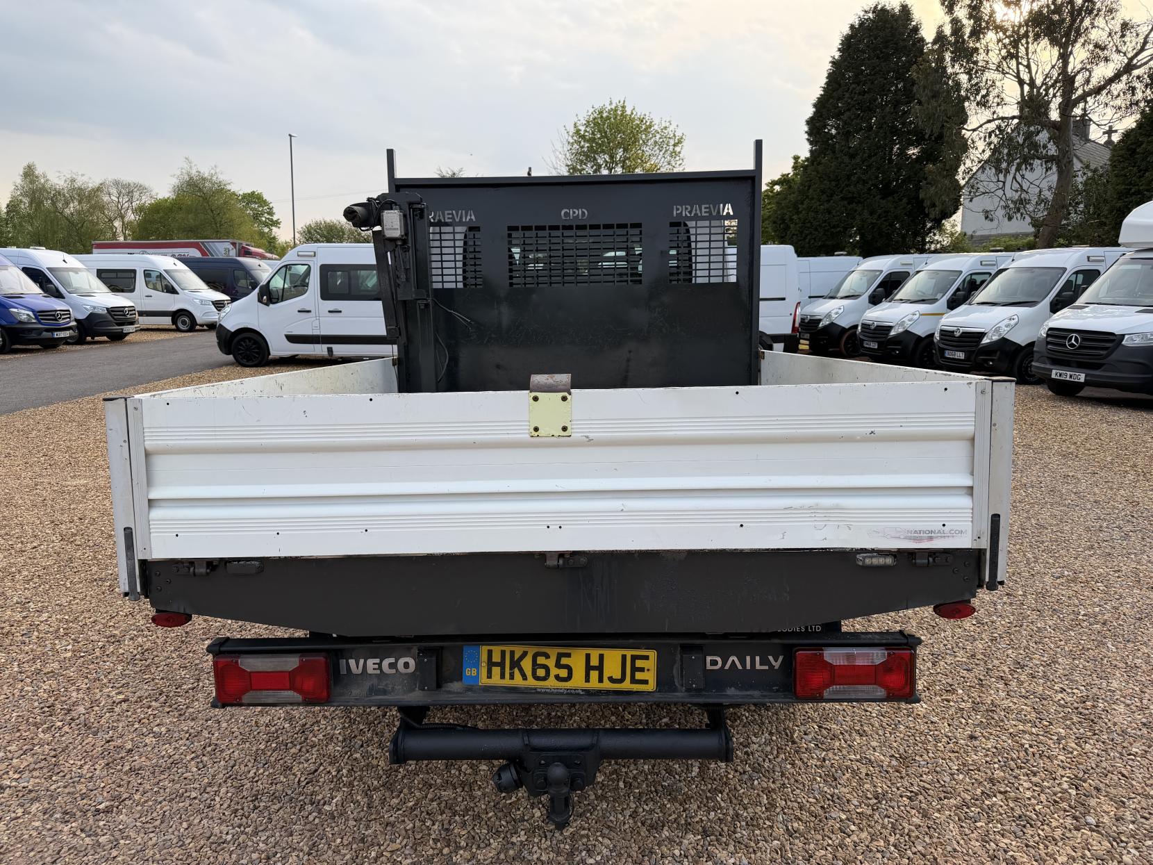 2015 Iveco Daily 2.3 TD 35C13 Dropside 4dr Diesel Manual L3 (DriveAway) (126 bhp) - Thumbnail 37