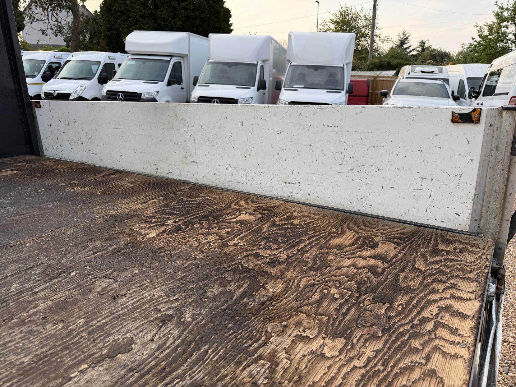 2015 Iveco Daily 2.3 TD 35C13 Dropside 4dr Diesel Manual L3 (DriveAway) (126 bhp) - Thumbnail 39