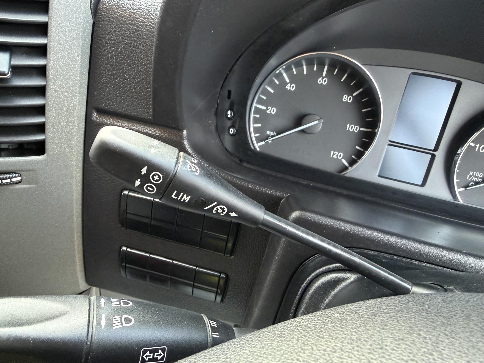 Mercedes-Benz Sprinter 2.1 316 CDi Panel Van 5dr Diesel 7G-Tronic RWD L1 (204 g/km, 163 bhp)