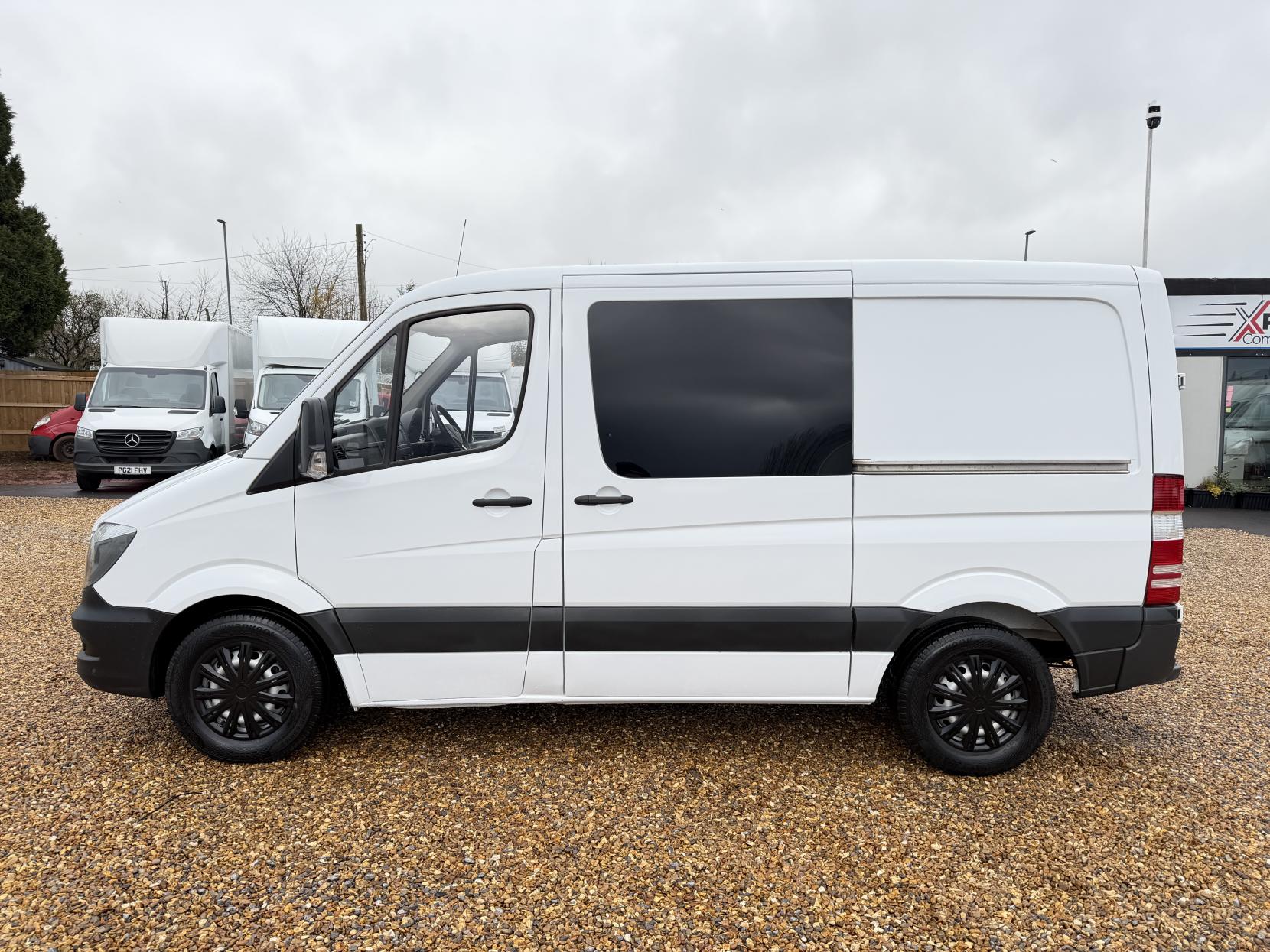 Mercedes-Benz Sprinter 2.1 316 CDi Panel Van 5dr Diesel 7G-Tronic RWD L1 (204 g/km, 163 bhp)