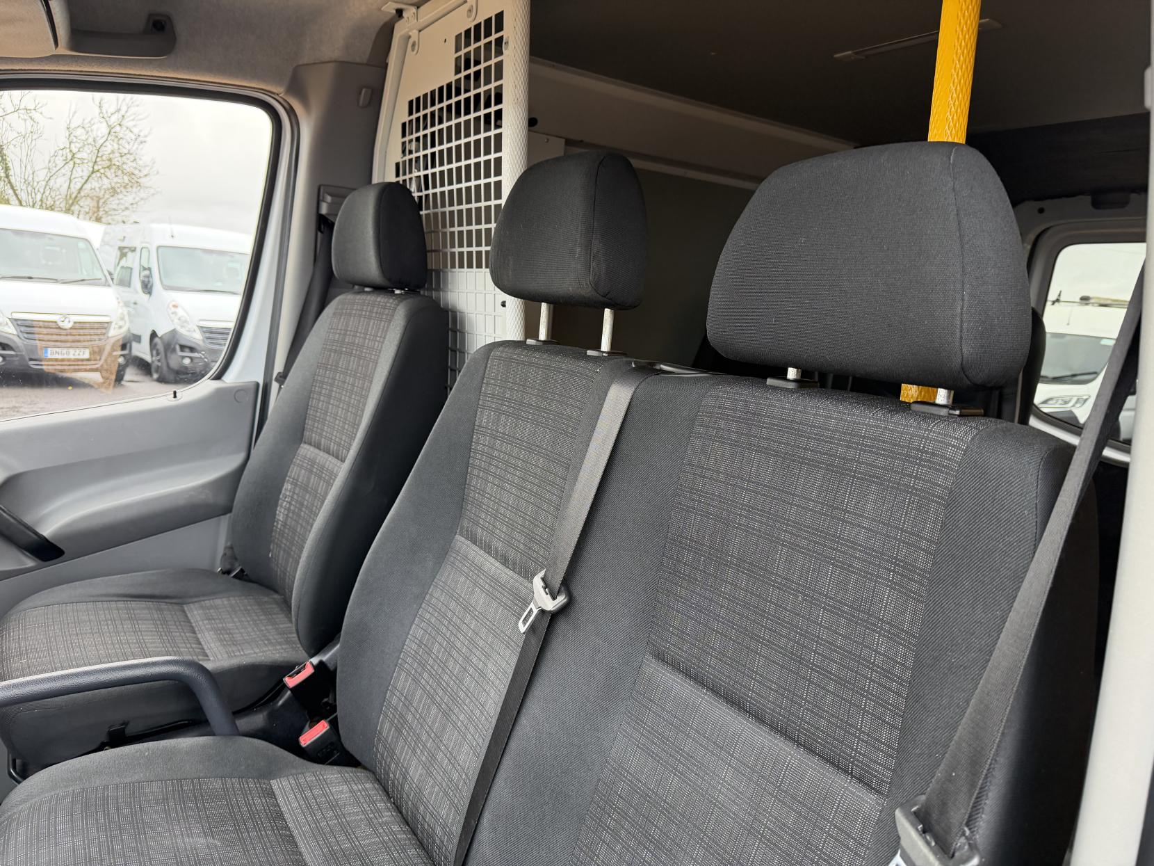 Mercedes-Benz Sprinter 2.1 316 CDi Panel Van 5dr Diesel 7G-Tronic RWD L1 (204 g/km, 163 bhp)