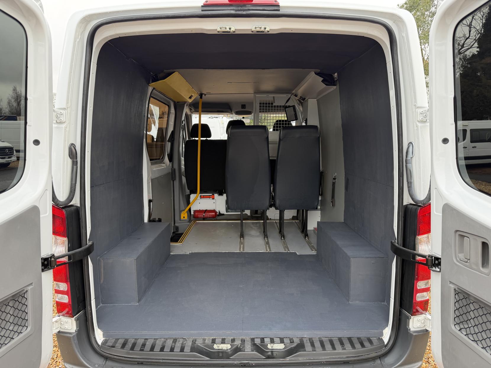 Mercedes-Benz Sprinter 2.1 316 CDi Panel Van 5dr Diesel 7G-Tronic RWD L1 (204 g/km, 163 bhp)