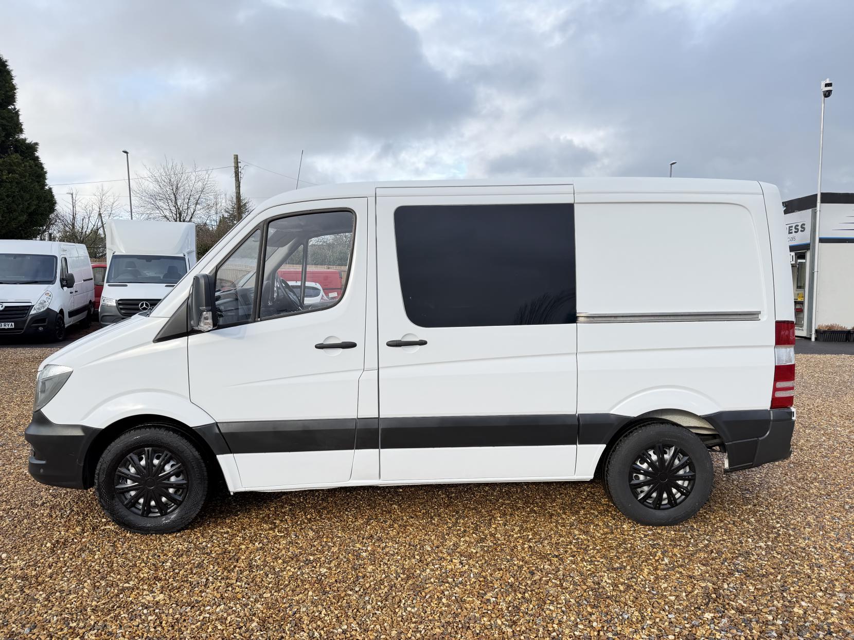 Mercedes-Benz Sprinter 2.1 316 CDi Panel Van 5dr Diesel 7G-Tronic RWD L1 (204 g/km, 163 bhp)