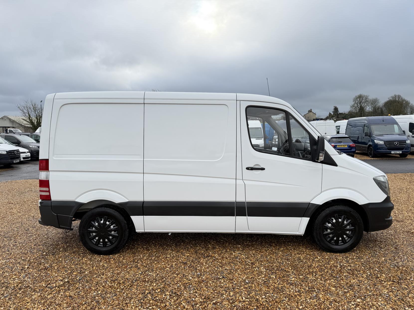 Mercedes-Benz Sprinter 2.1 316 CDi Panel Van 5dr Diesel 7G-Tronic RWD L1 (204 g/km, 163 bhp)