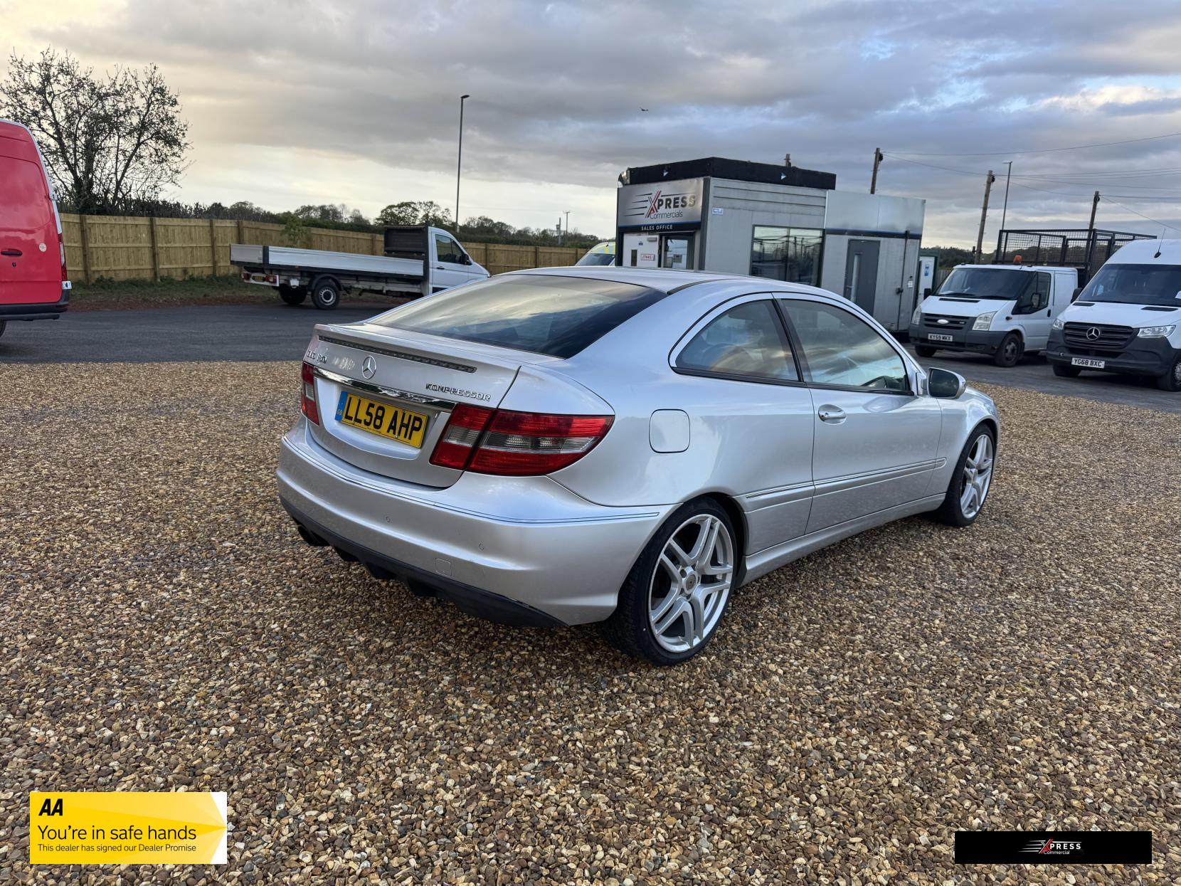 Mercedes-Benz CLC Class CLC Class 1.8 CLC180K Sport Coupe 3dr Petrol Auto Euro 4 (143 ps)
